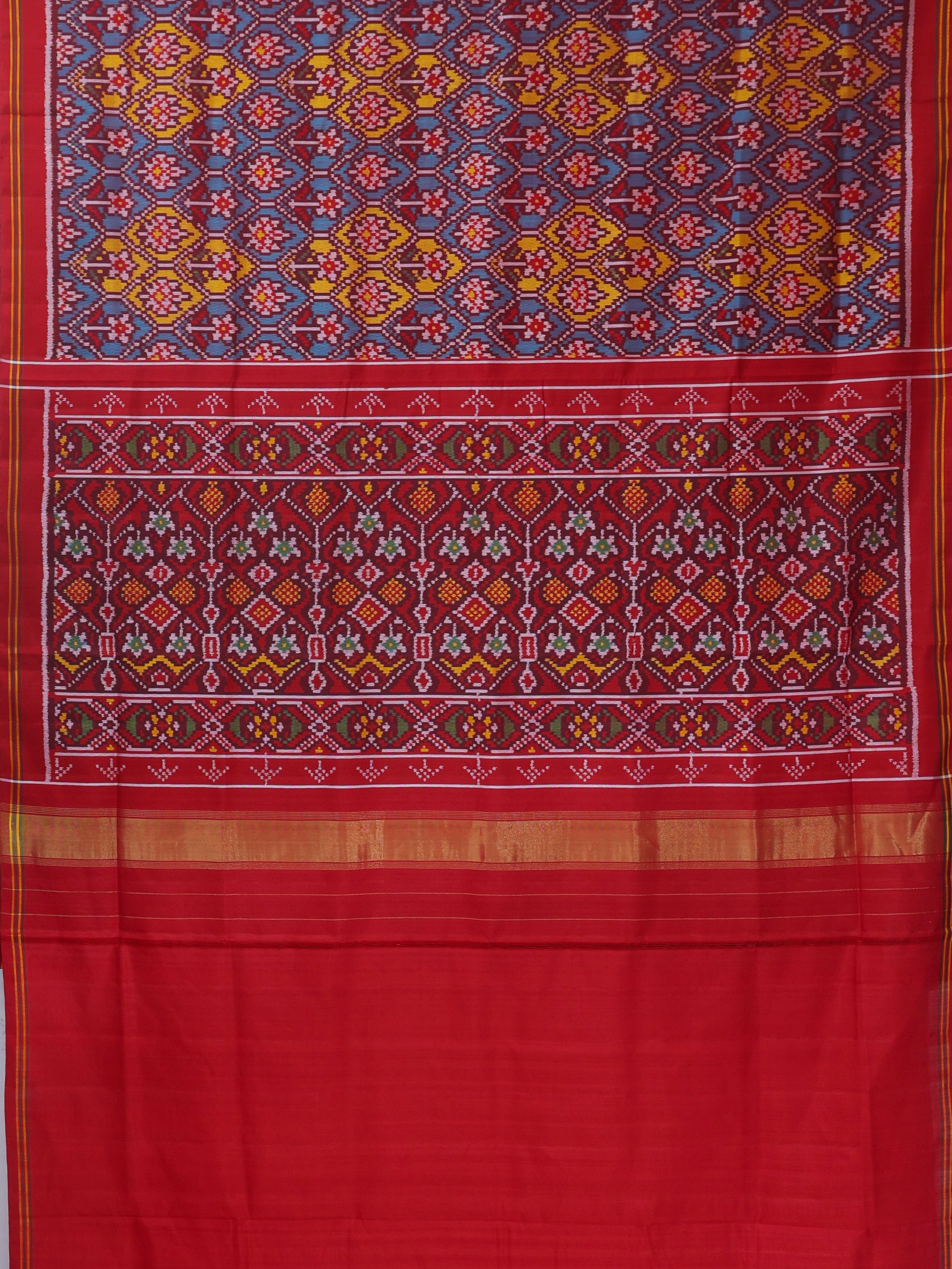 Traditional small flower design & pallu minakari work semi double ikat patola saree