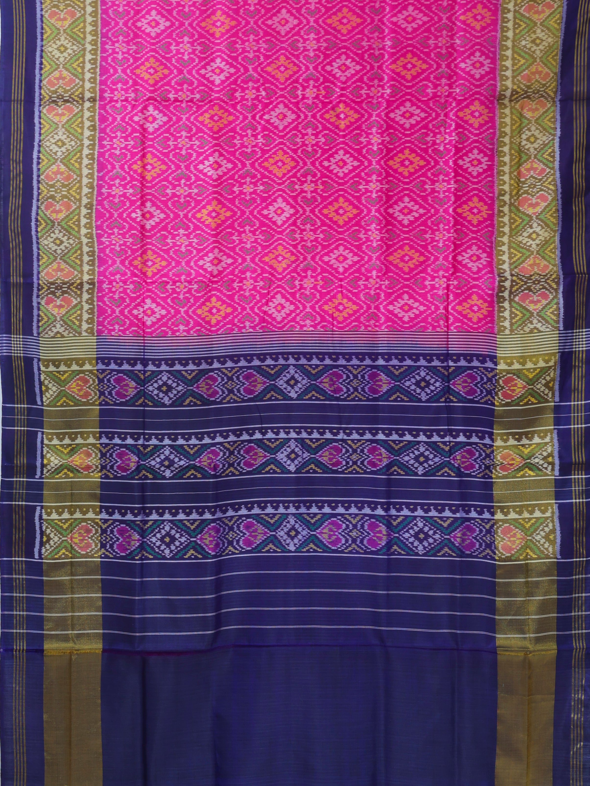 Paan chanda design with tissue border single ikat patola saree