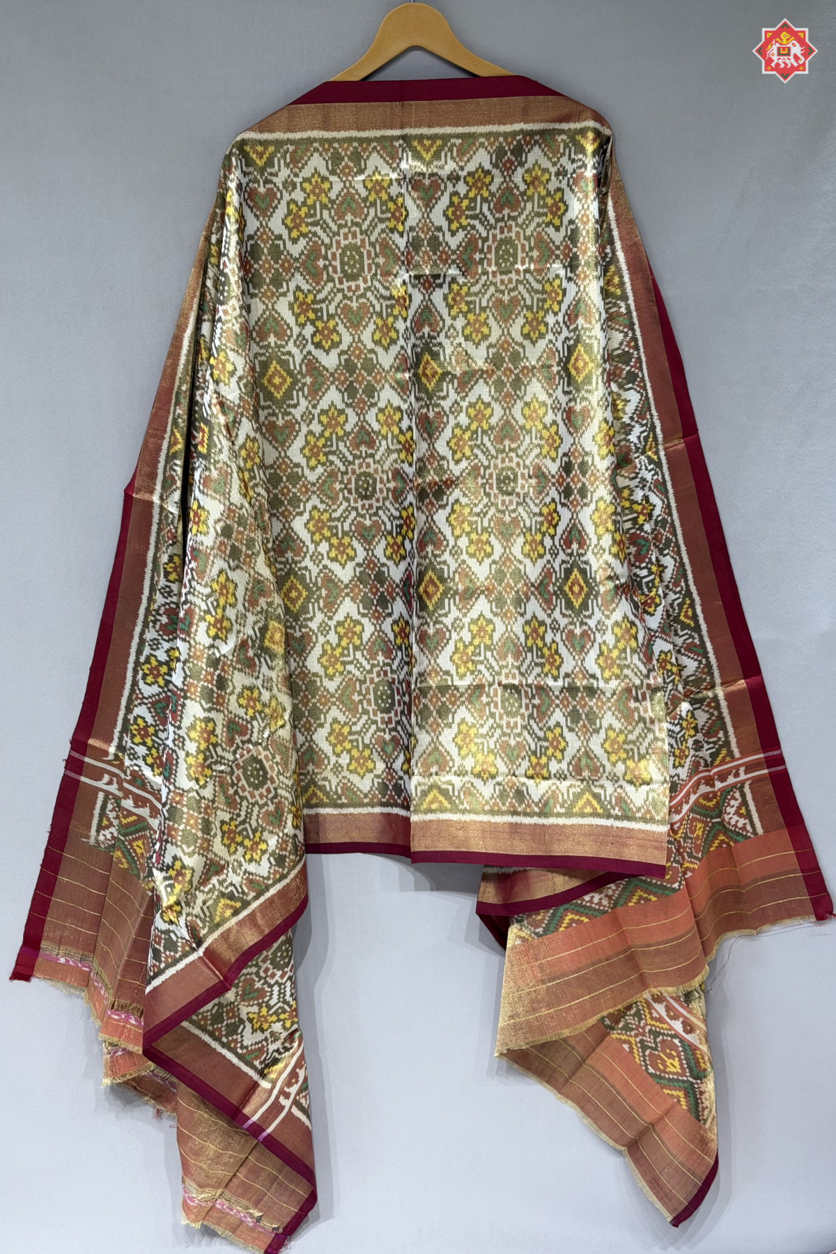 Manek chowk with paan chanda fix tissue patola dupatta