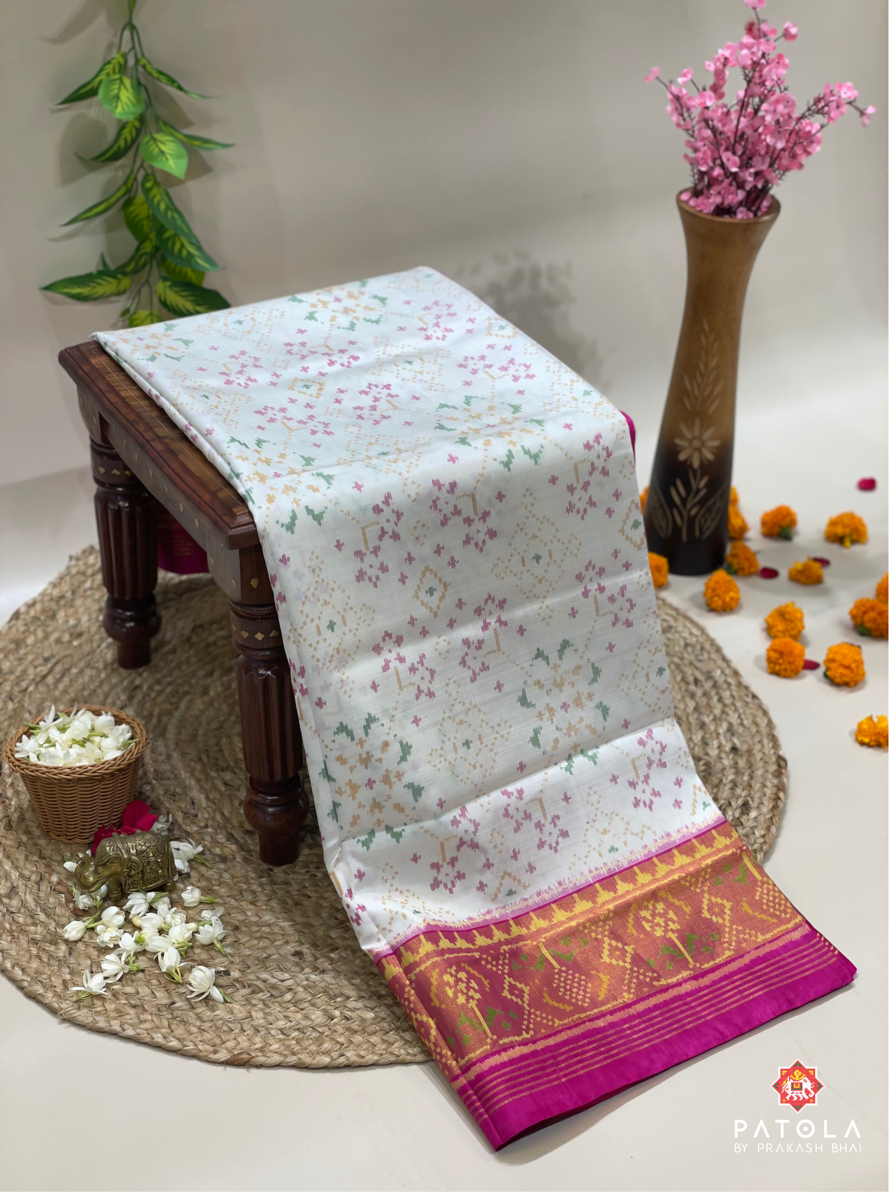 White & Pink Navratna Designer Single Ikat Patola Saree