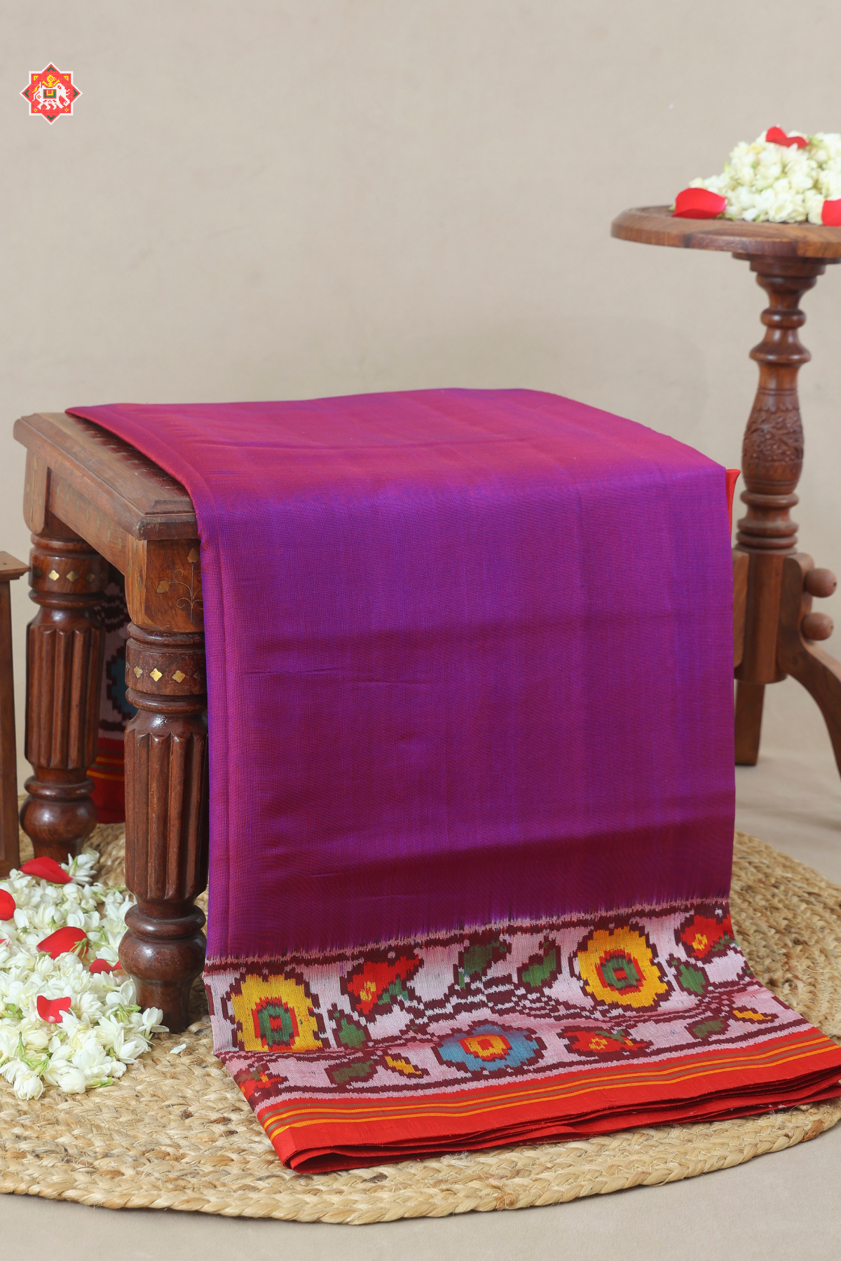 Plain patola with flower border & blouse patola design semi double ikat patola saree