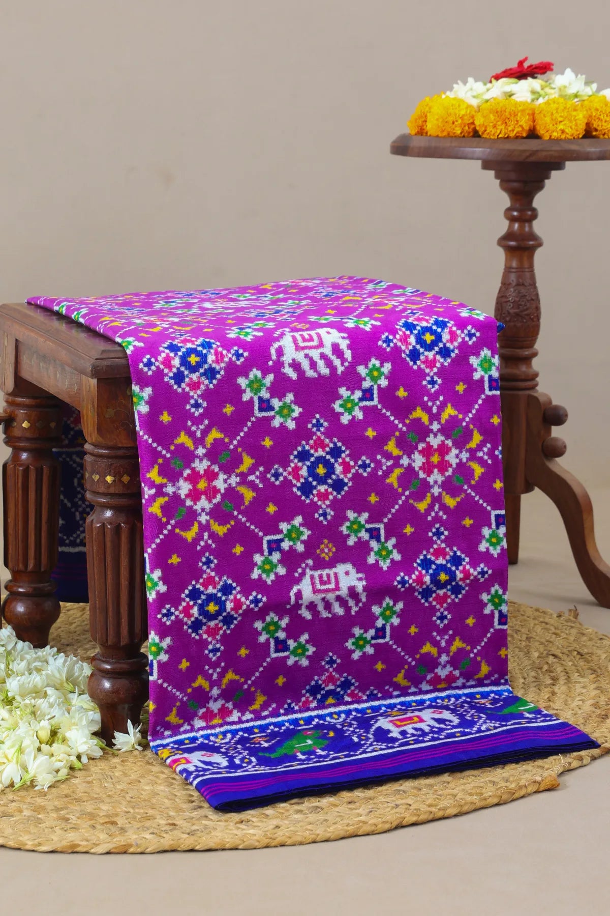 Patan patola traditional navratna design with elephent & border pallu motif design pure double ikat saree