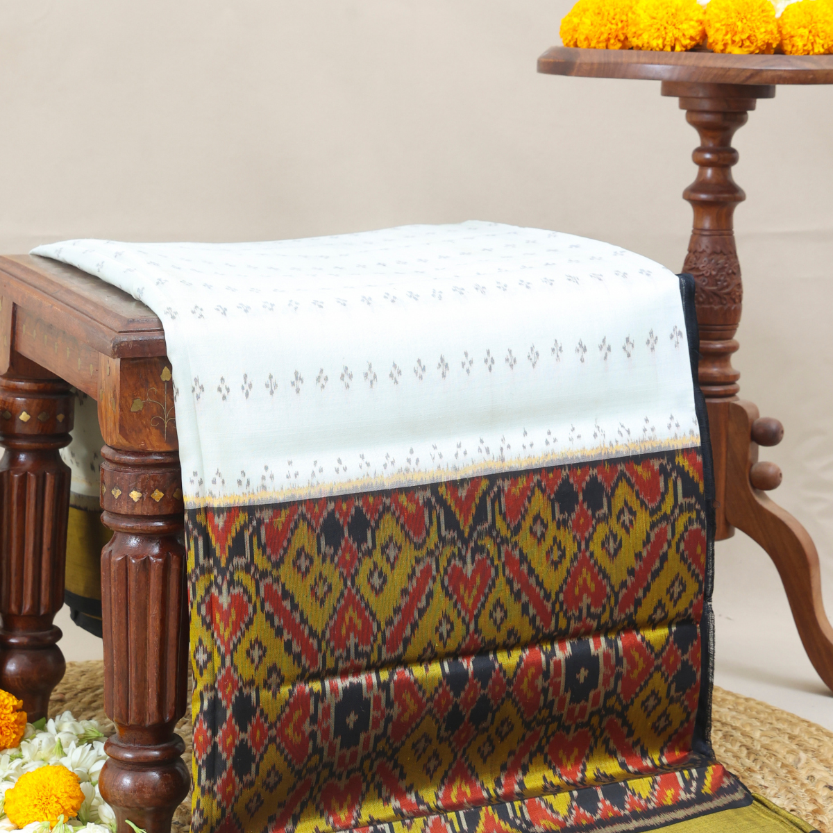 Scut border with small dots minakari work & blouse patola design singl ...
