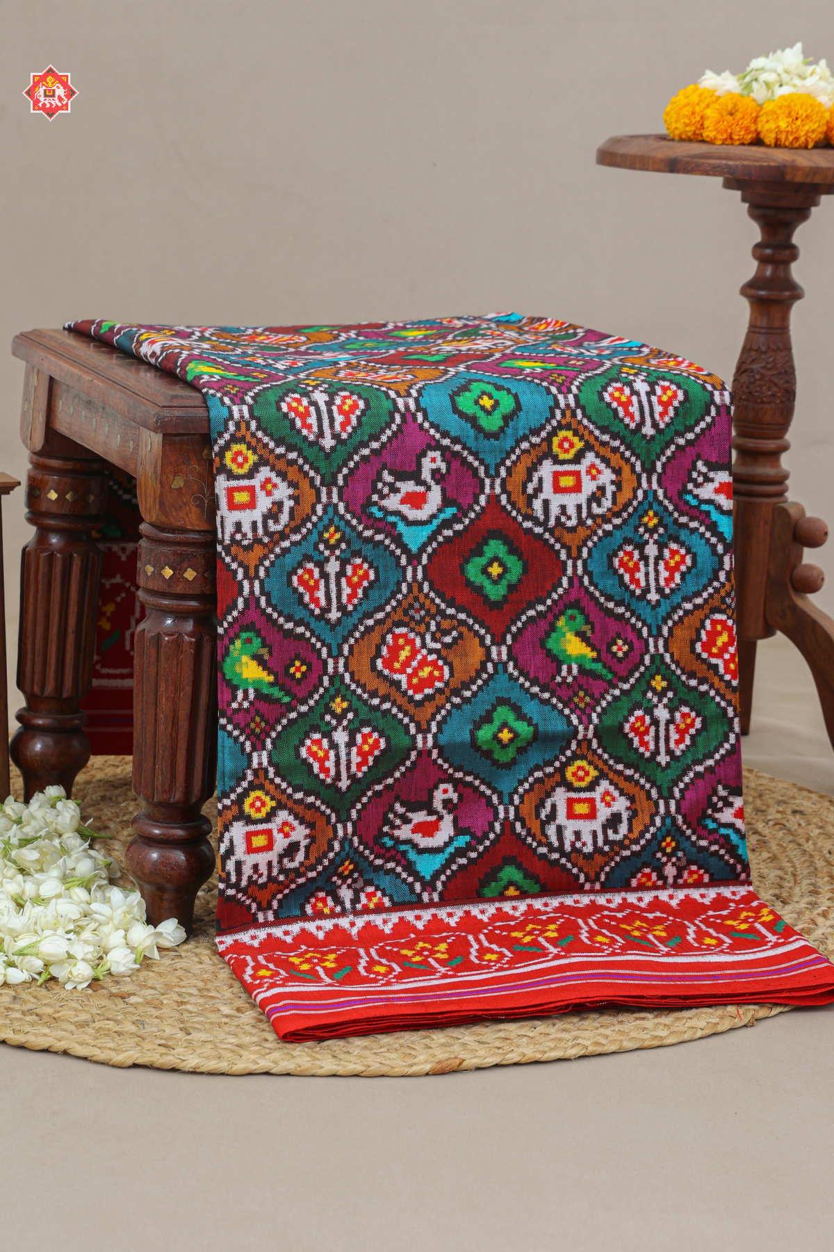 Masterpiece small chabdi design with motif design pure double ikat patola saree