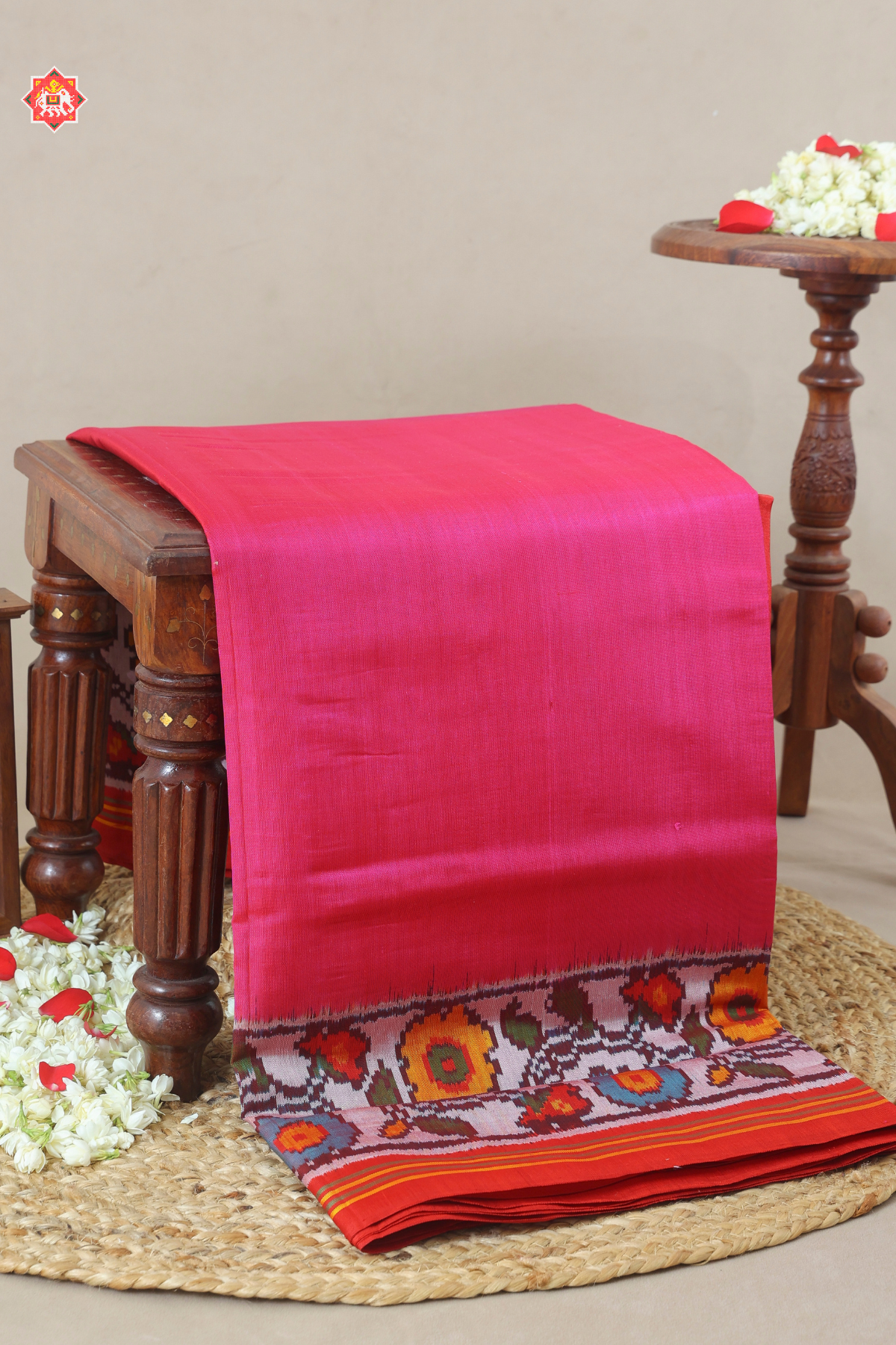 Plain patola with flower border & blouse patola design semi double ikat patola saree