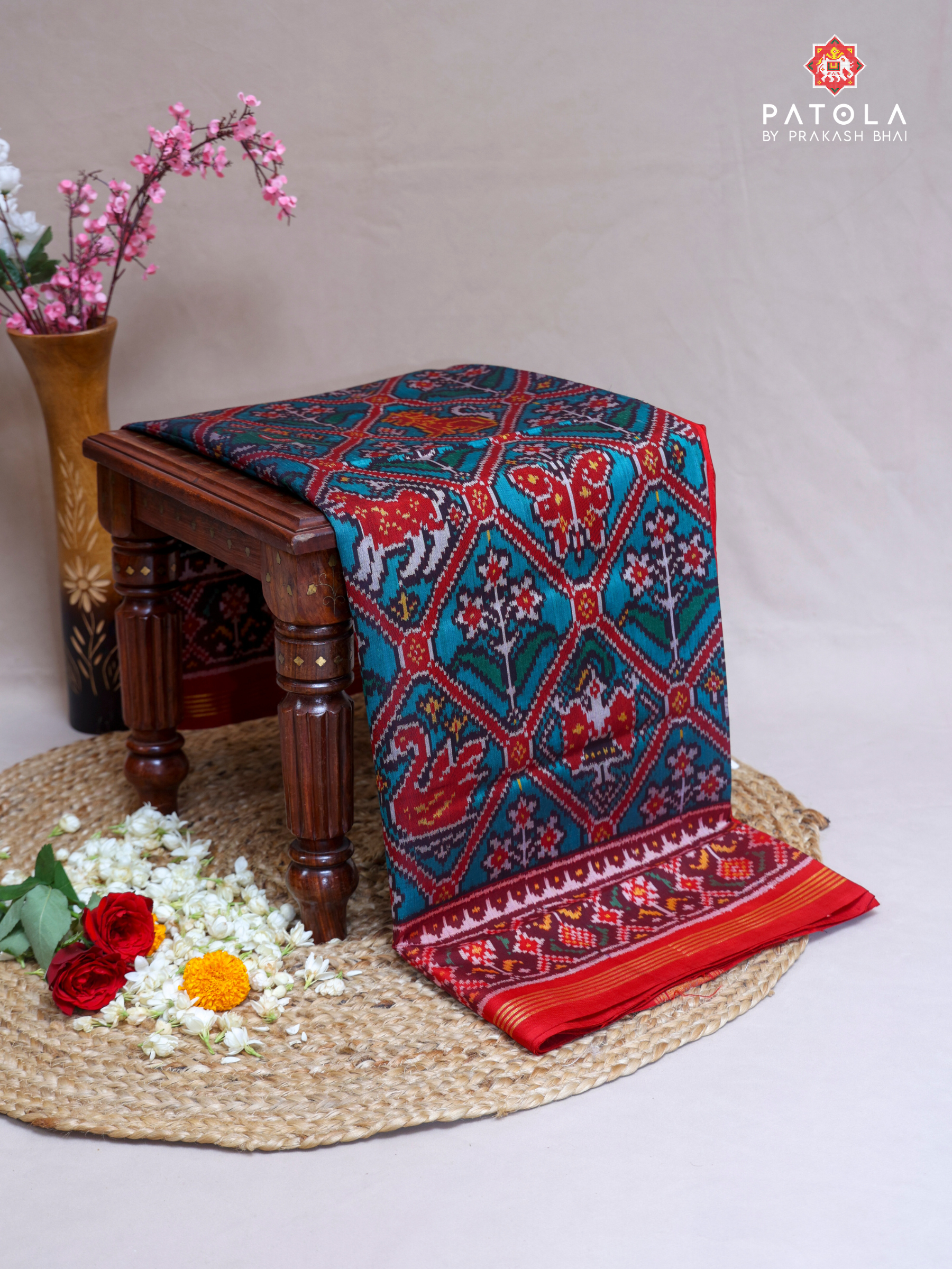 Big Narikunj Adtala Designer Semi Double Ikat Patola Saree