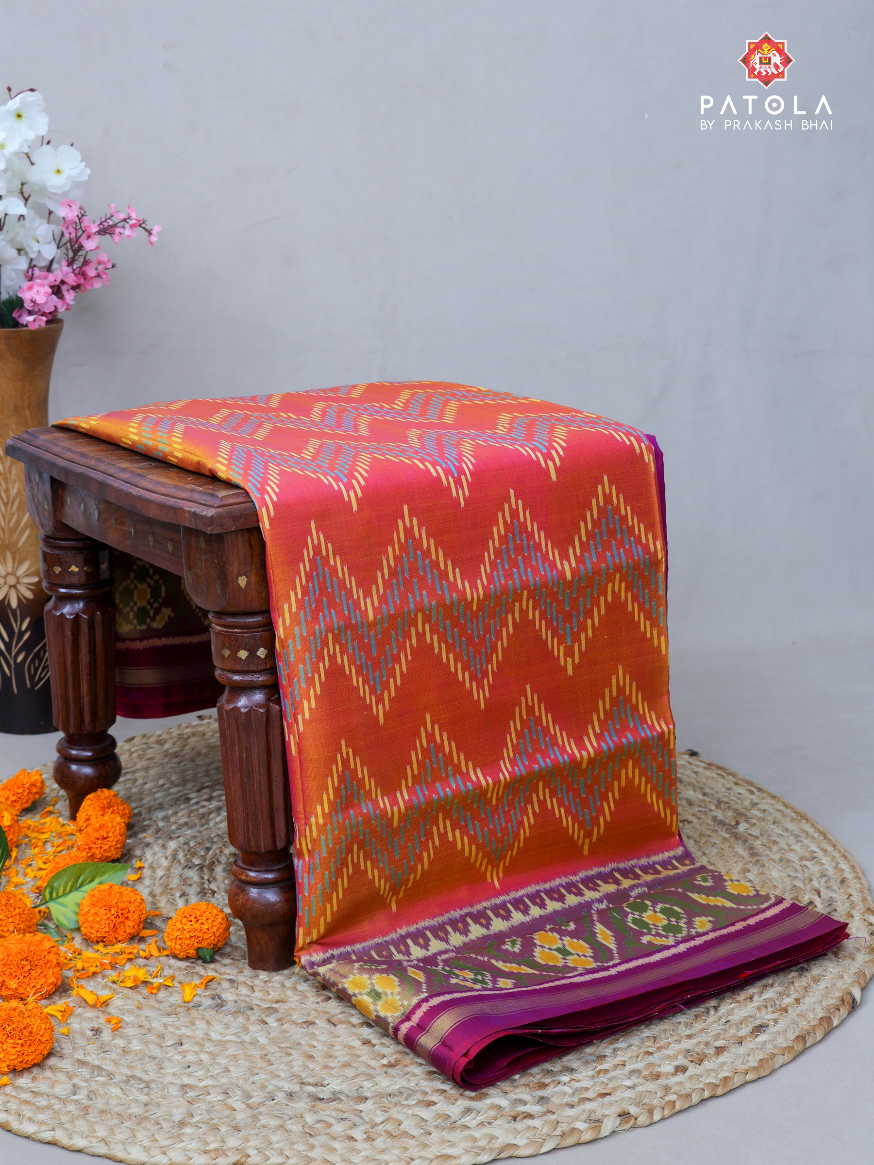 Zigzag Designer Single Ikat Patola Saree