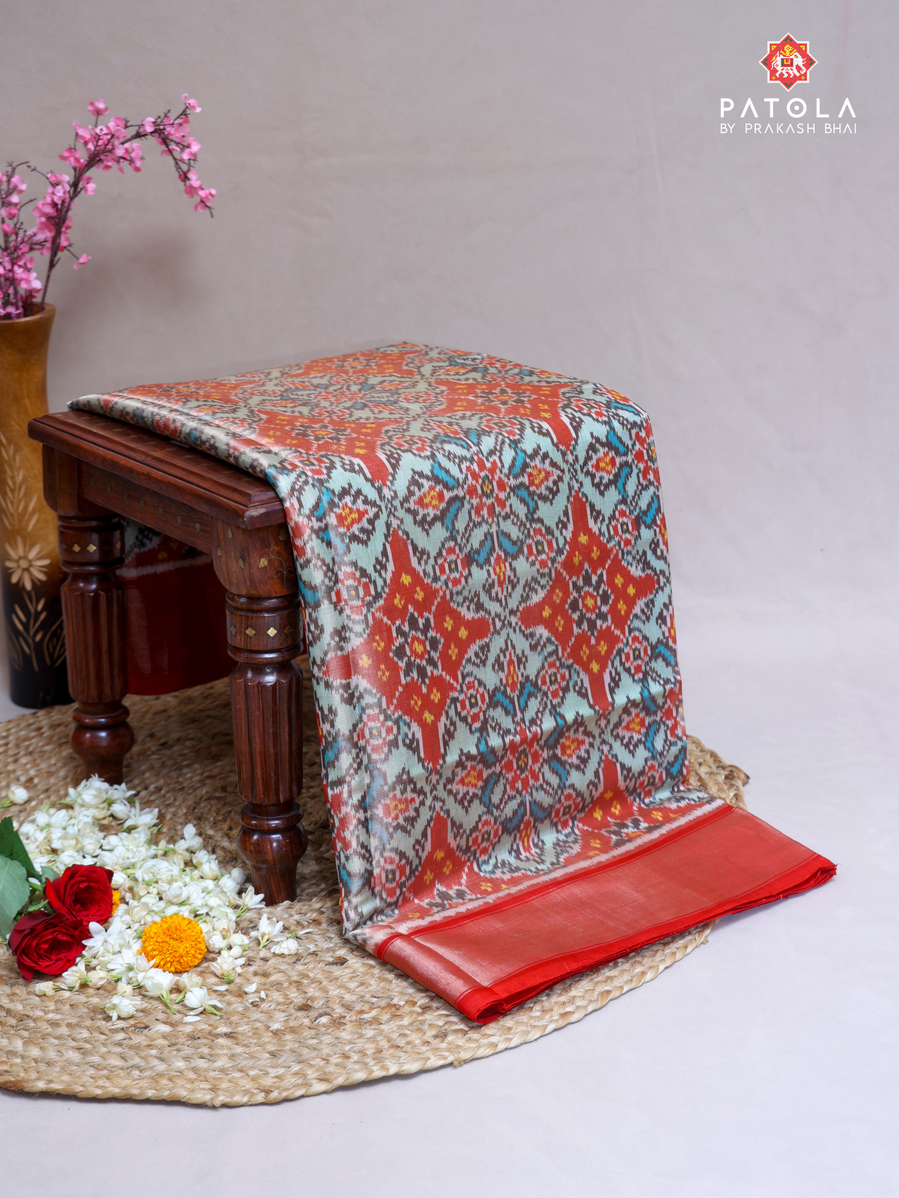 Flowers With Chhabdi Designer Tissue Patola Saree