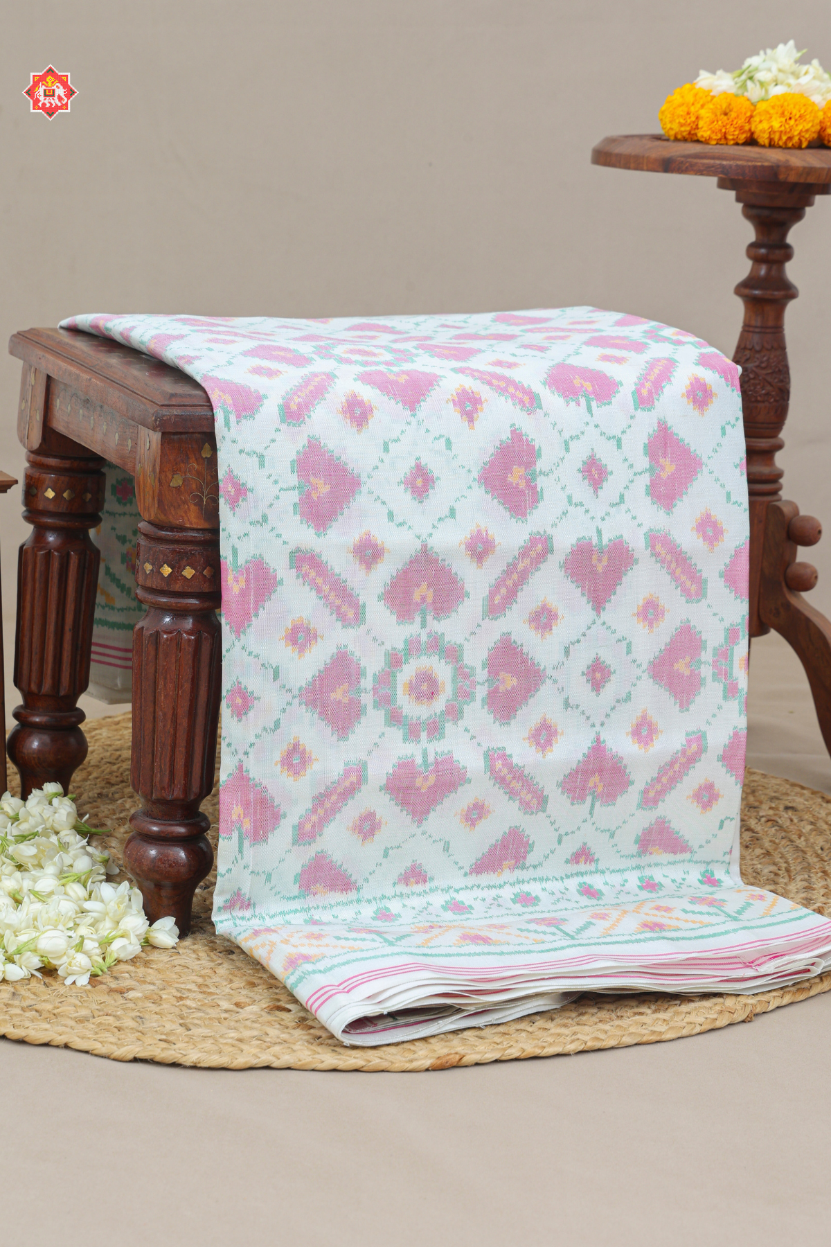 Manek chowk designer piece with flower border design patola saree  (summer special & office ware )