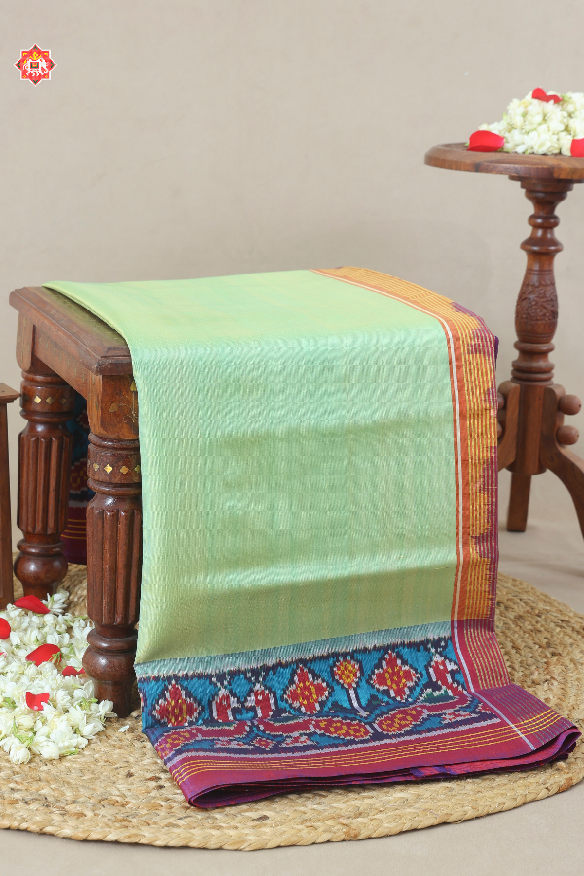 Plain patola with peacock border & blouse patola design semi double ikat patola saree