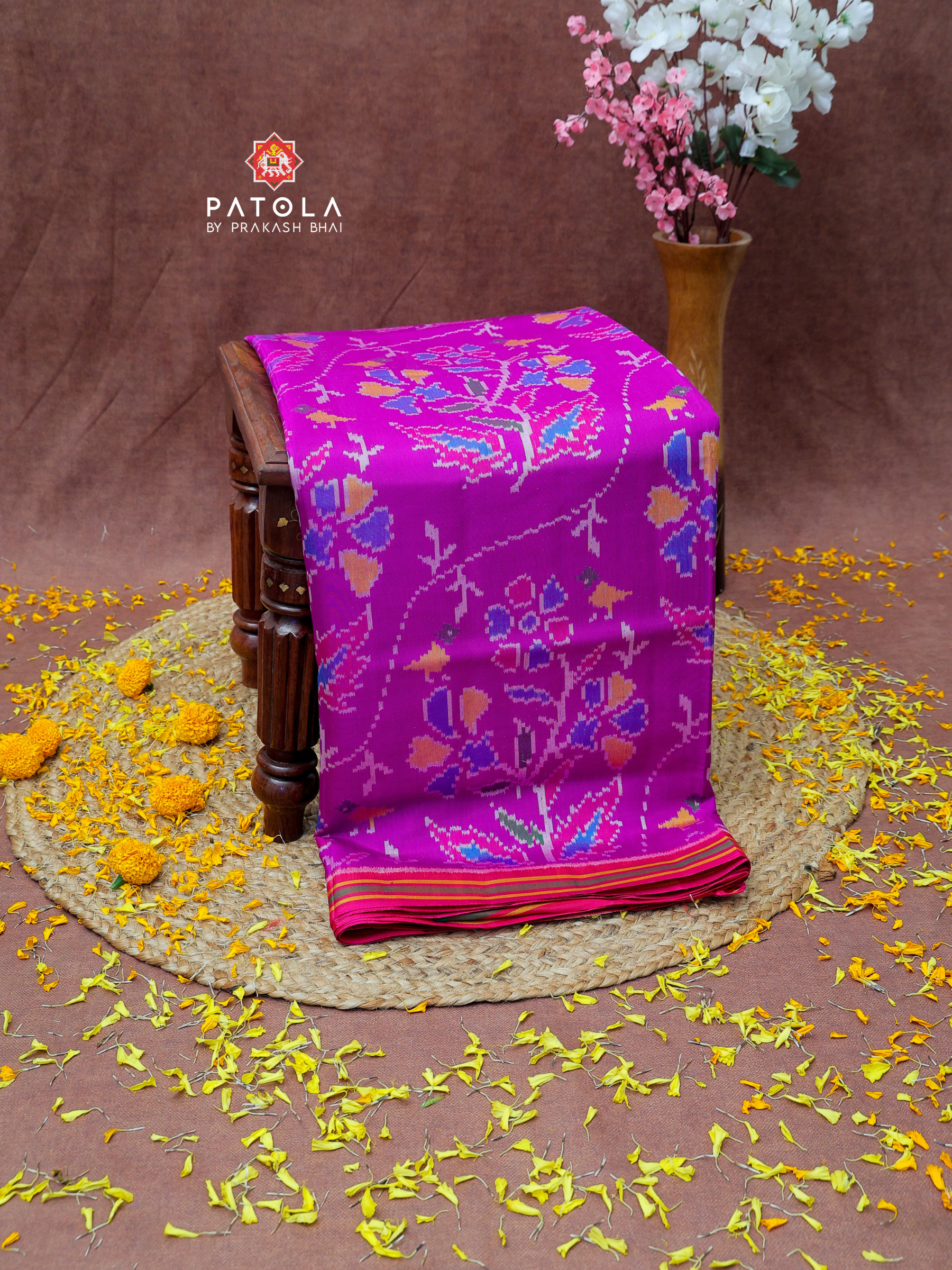 Fancy Vel Designer Semi Double Ikat Patola Saree