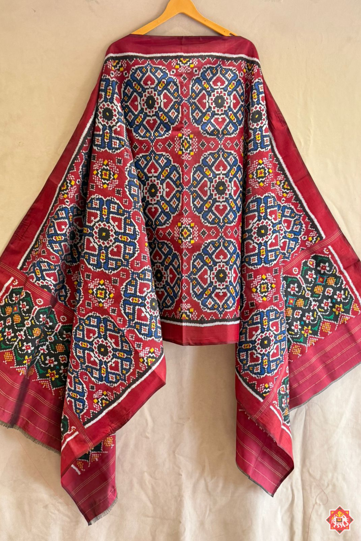 Traditional chabadi with paan chanda design semi double ikat dupatta