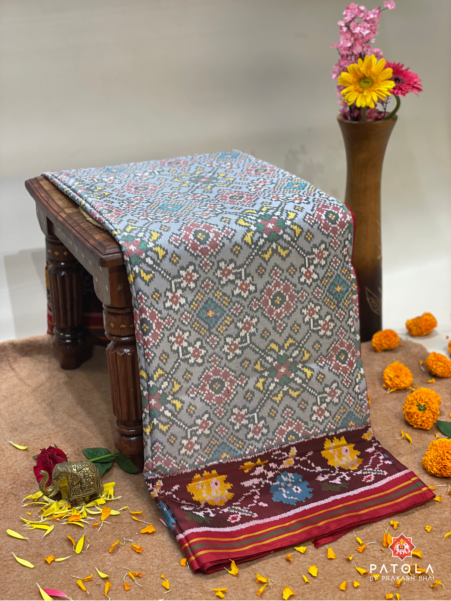 Traditional Navratna Design With Pallu Border Contrast Semi Double Ikat Saree