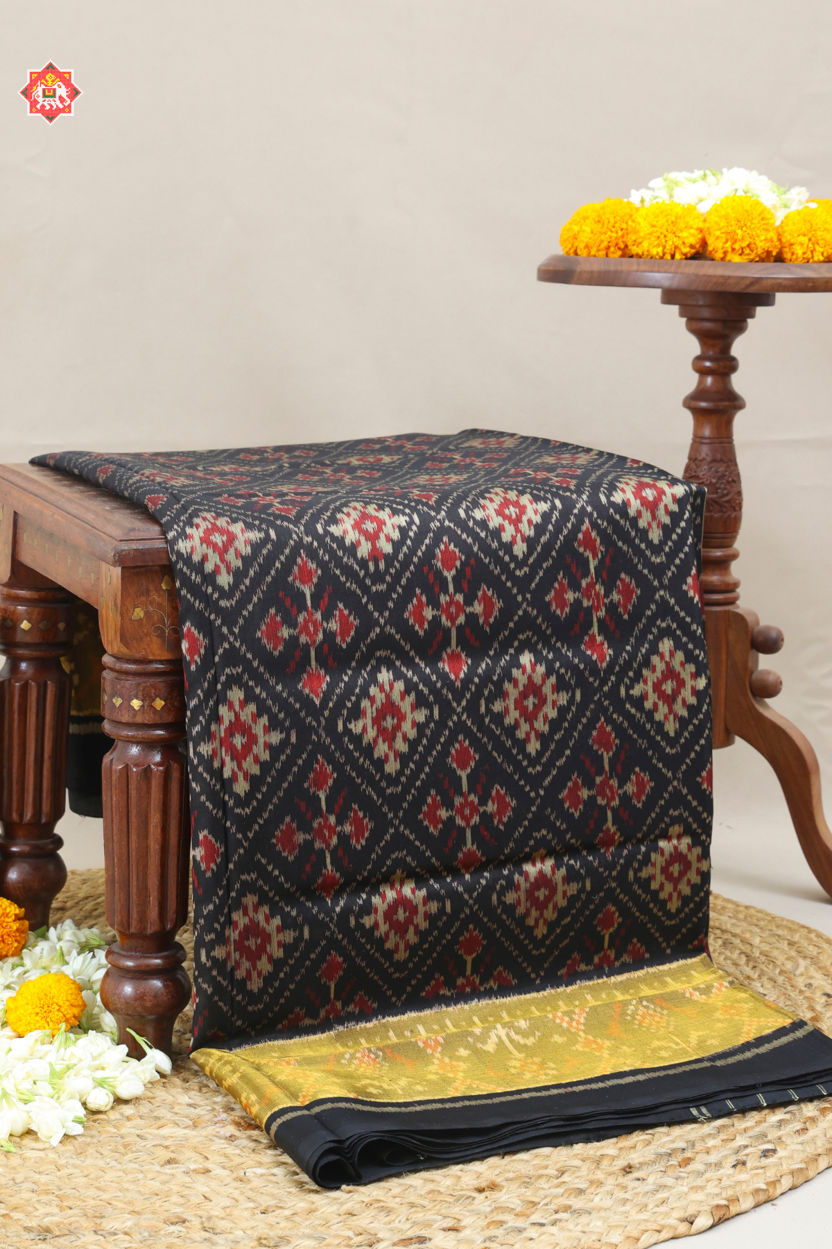 Chandabhat with big tissue border single ikat patola saree