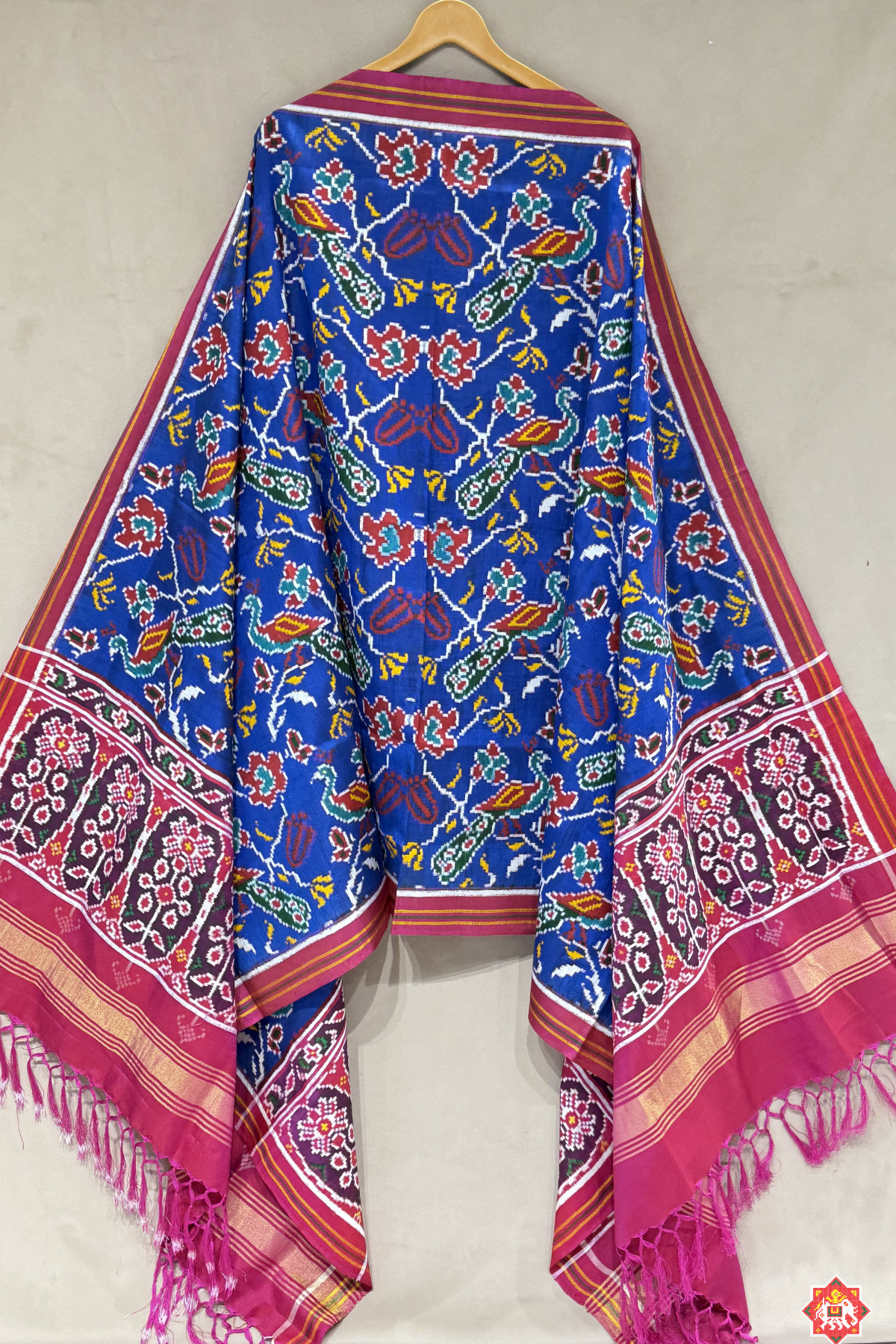 Master piece pecocok design with traditional pallu pure double ikat patola dupatta