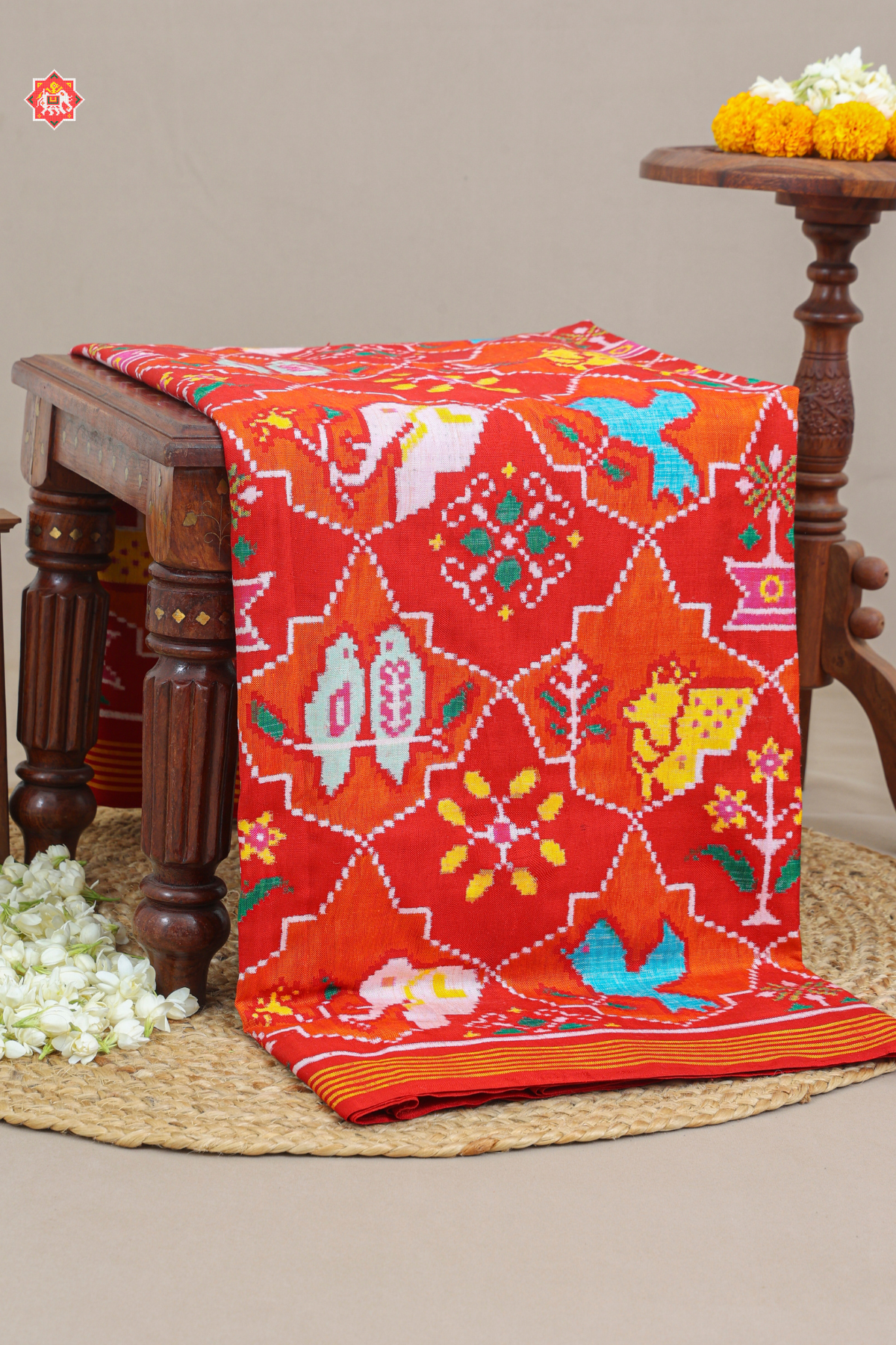 Masterpiece star &  4 motif design with small lines border pure double ikat patola saree
