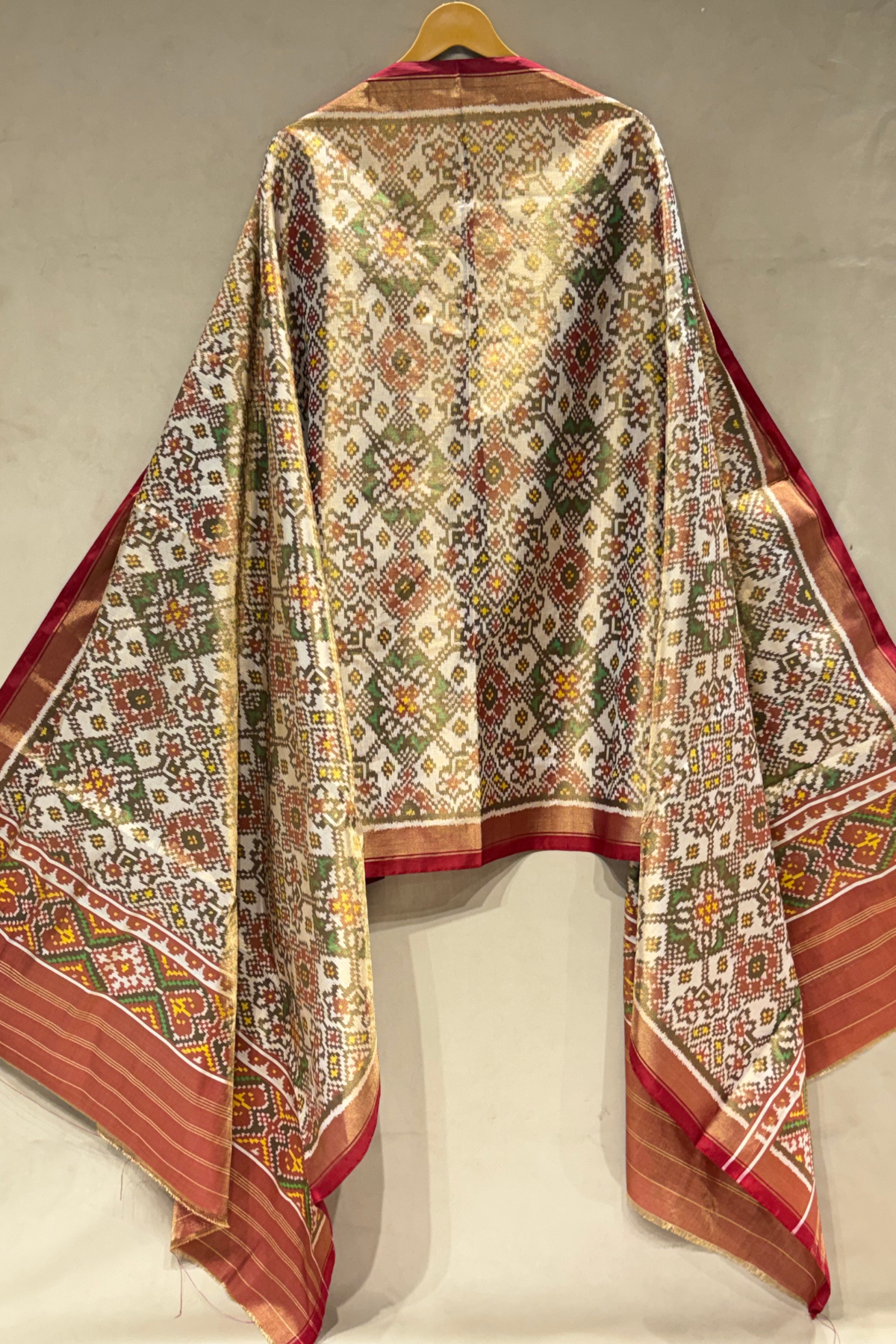 Navrtan design minakari work tissue patola dupatta