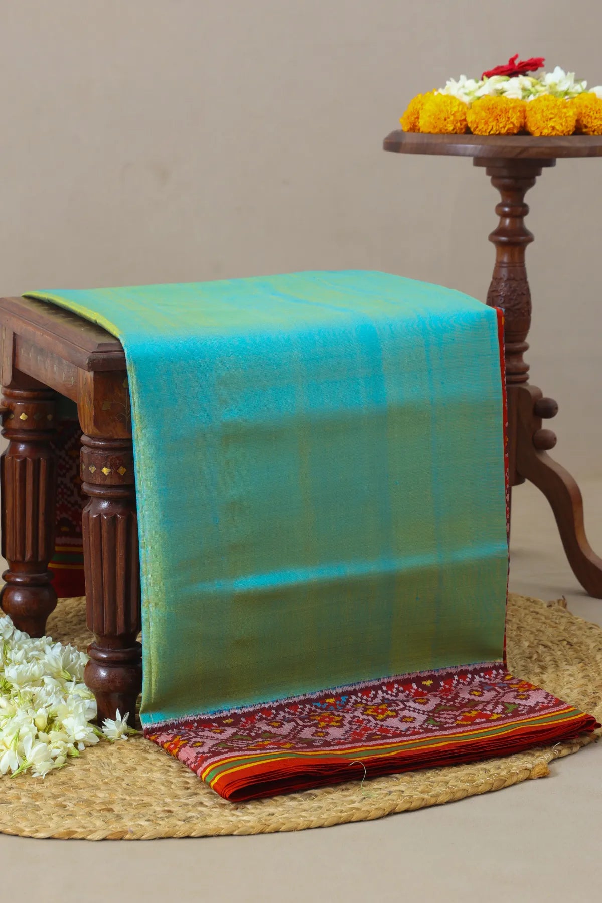 Plain patola with border pallu design navratna semi double ikat patola saree ( blouse patola design)