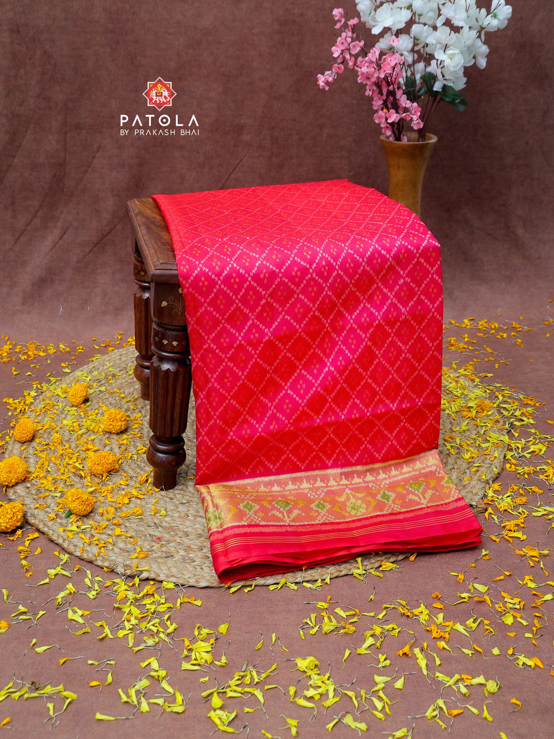Ghughroo Border With Sakali Design Single Ikat Patola Saree