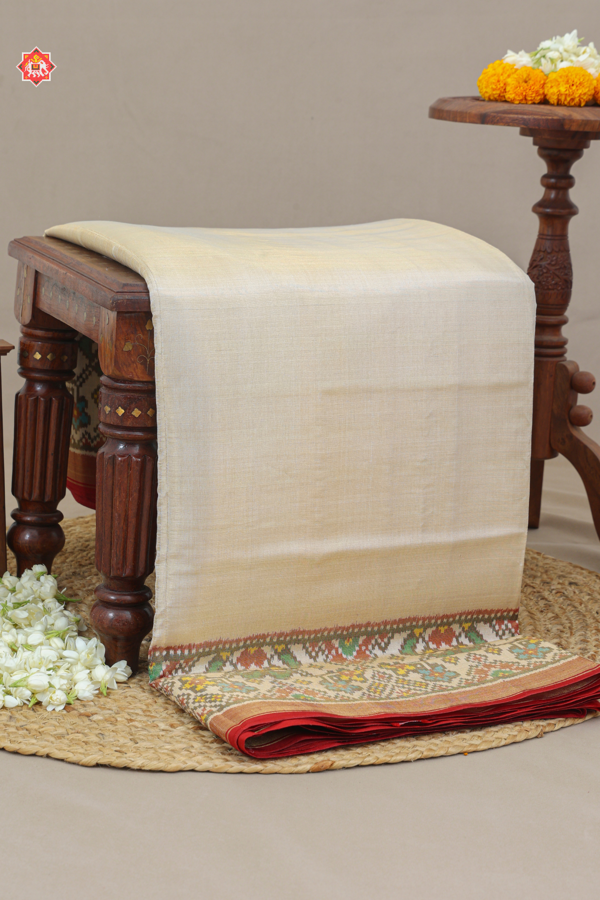 Plain off white & blouse patola design with navratna border tissue patola saree