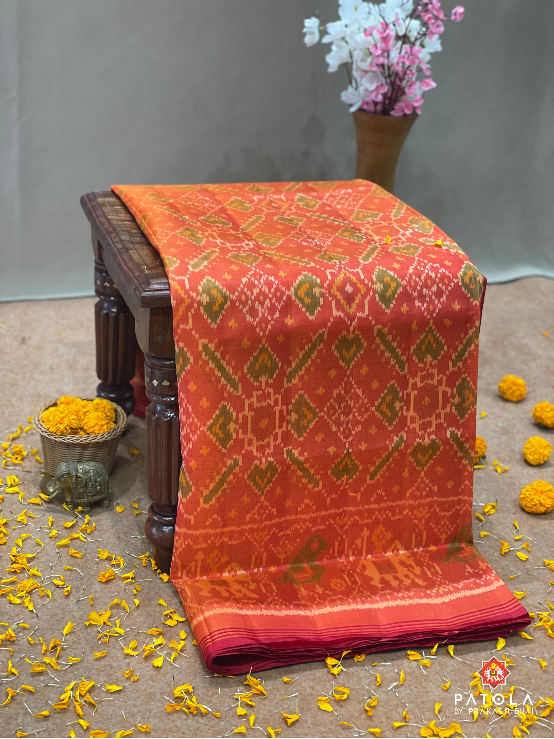 Traditional Manekchowk Design Without Tissue Single Ikat Patola Saree