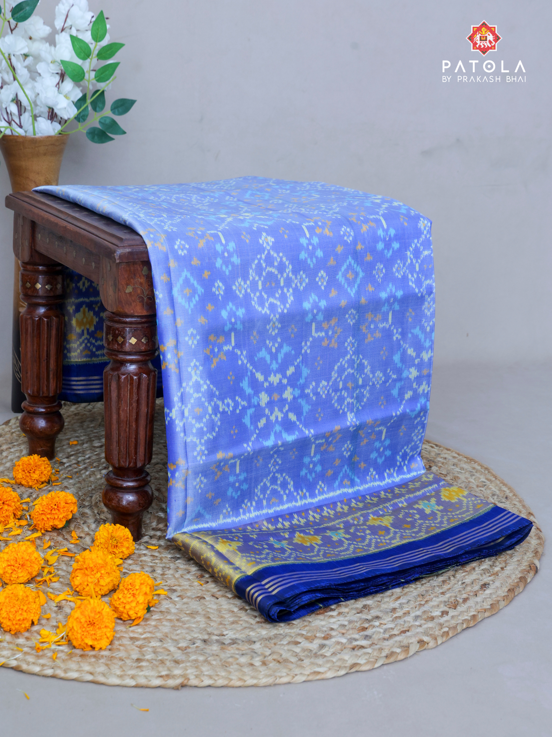 Navratna Design With Flowers Border Single Ikat Patola Saree