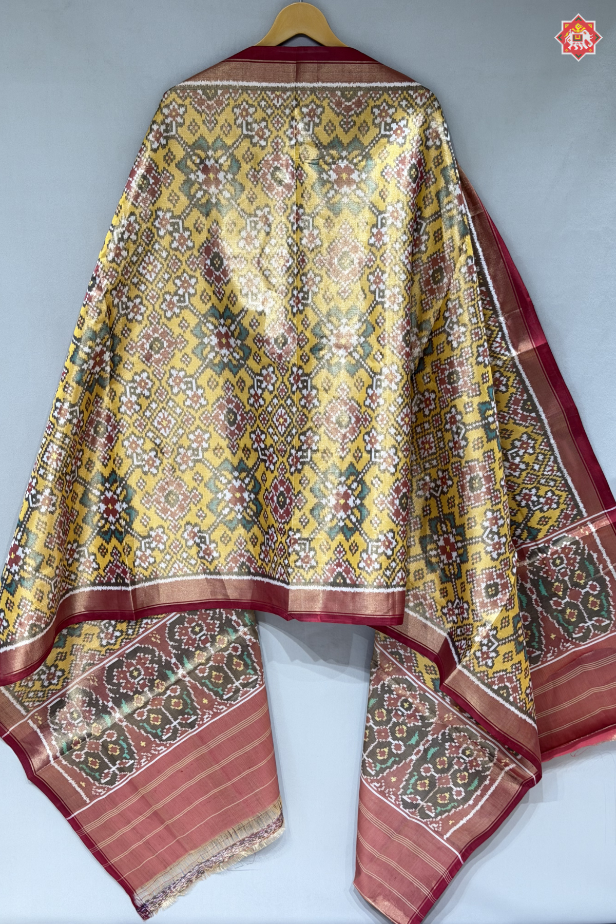 Navrtan design minakari work tissue patola dupatta