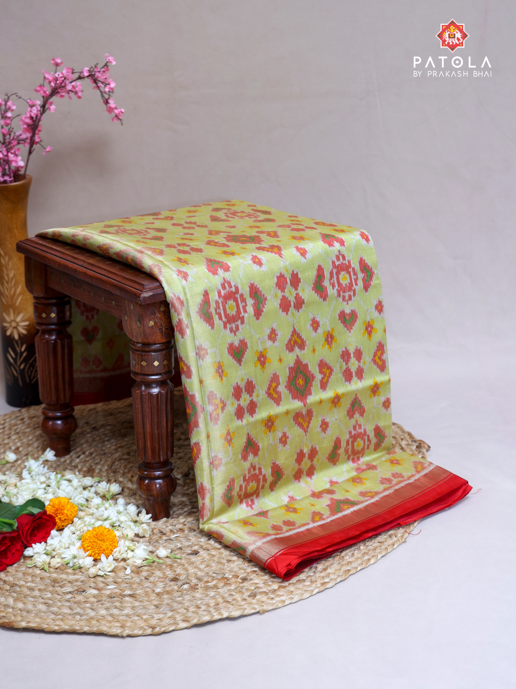 Panchanda Design With Motif Pallu Tissue Patola Saree