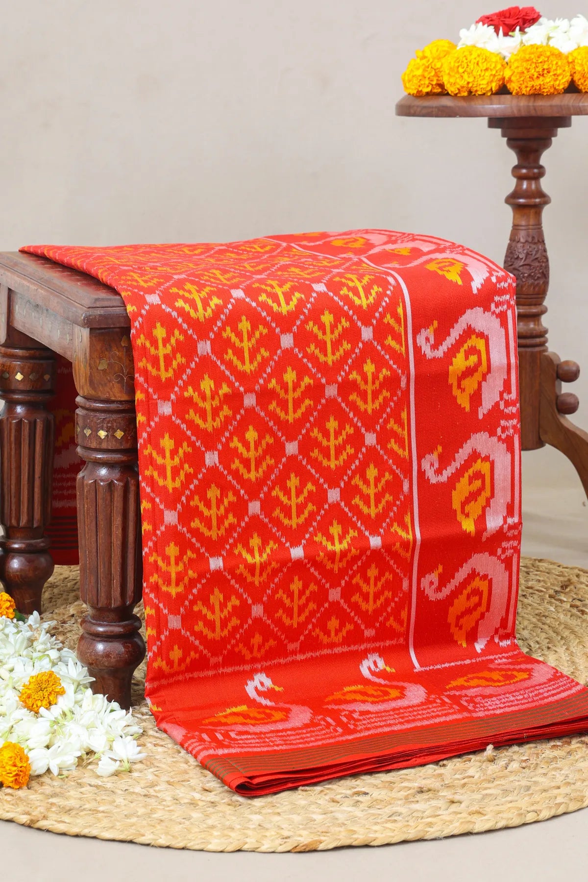 Fancy design with scut border pallu border design swan Semi double ikat patola saree