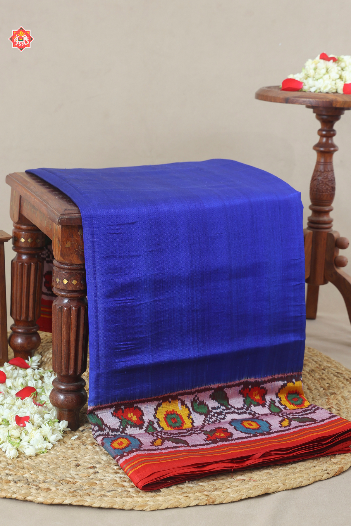 Plain patola with flower border & blouse patola design semi double ikat patola saree