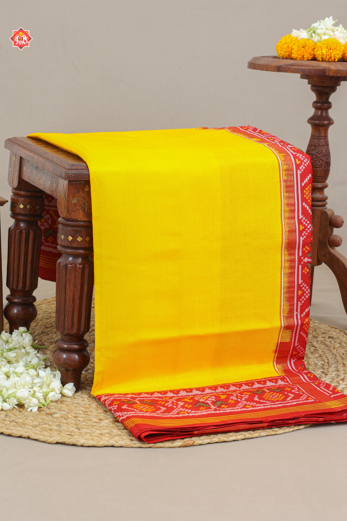 Yellow plain with ghughroo border & blouse patola design semi double ikat patola saree