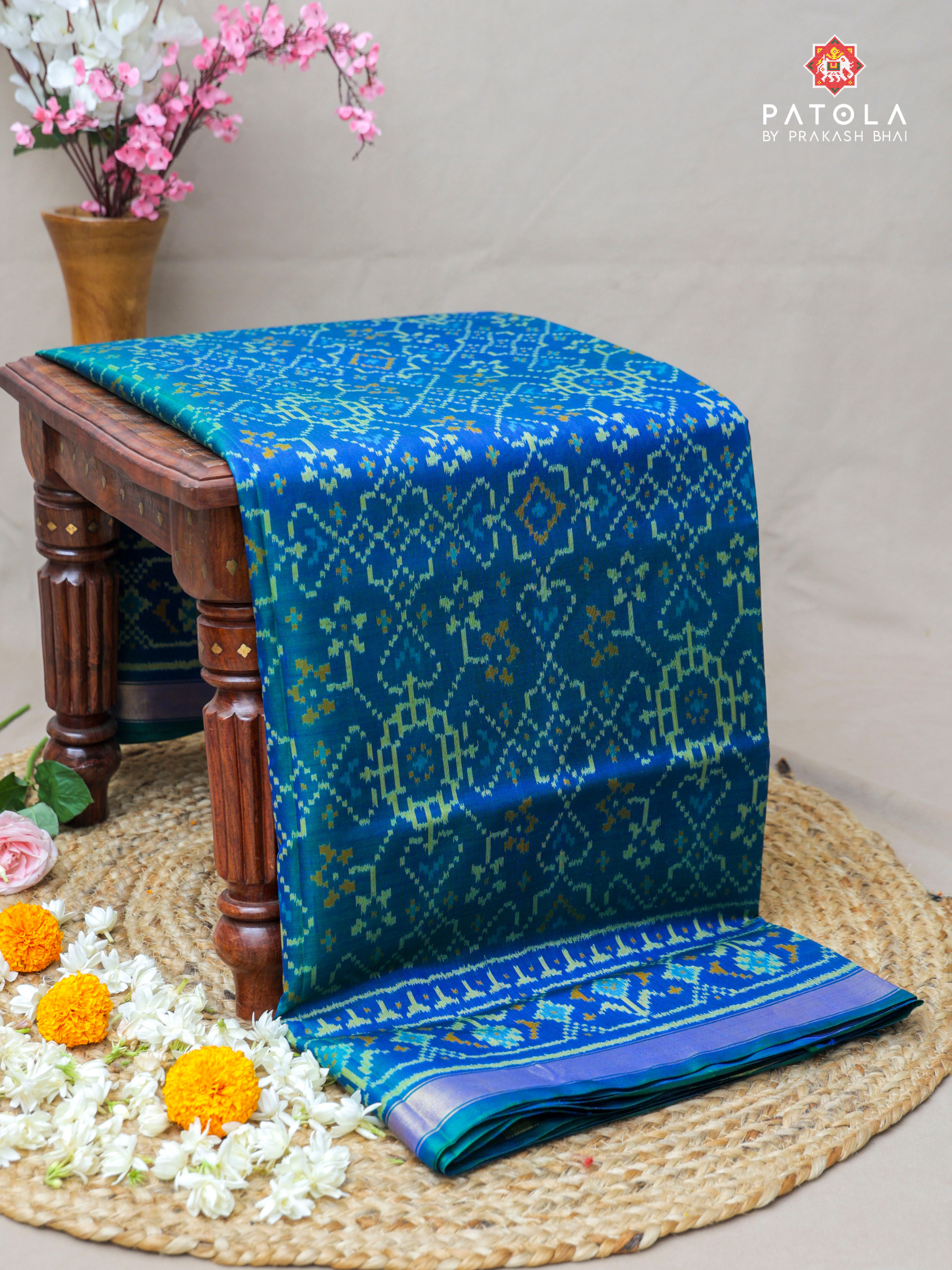 C-Green Navratna Panchanda Mix Designer Single Ikat Patola Saree