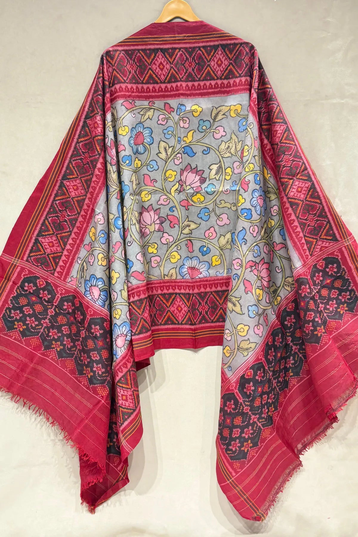 Pallu border patola design with hand pinting kalmkari work