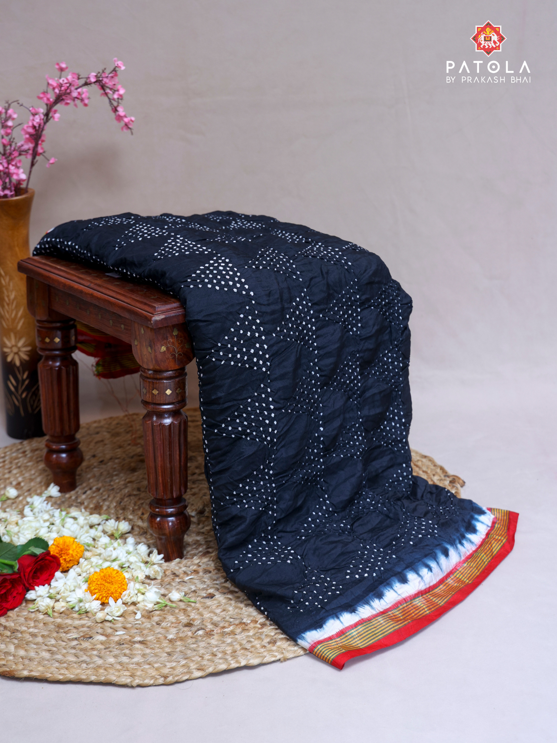 Small Black Bandhej Patola Saree