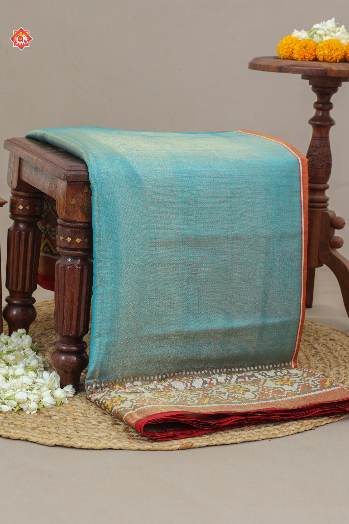 Plain c- green & blouse patola design with navratna border tissue patola saree