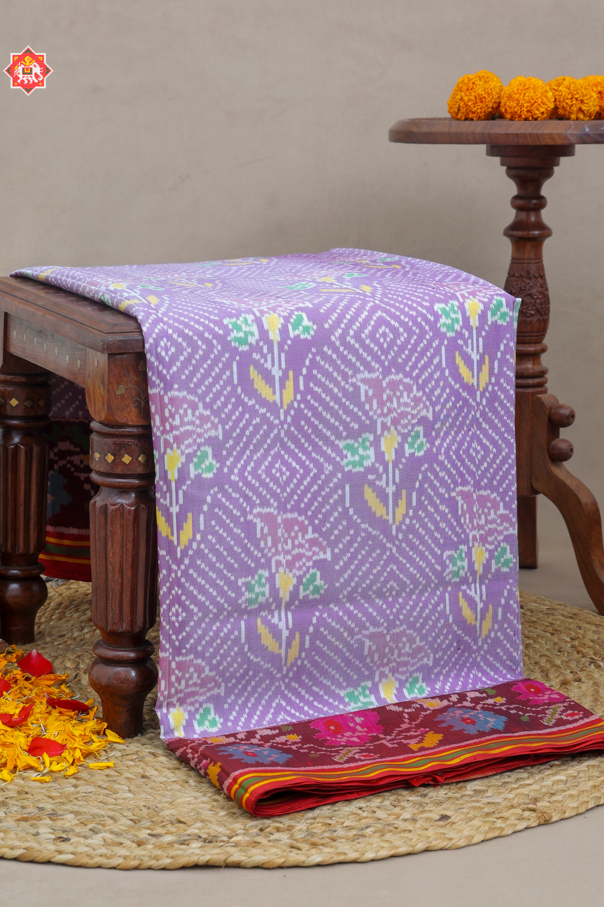 Masterpiece rose designer with contras flowers design with pallu border Semi double ikat patola saree