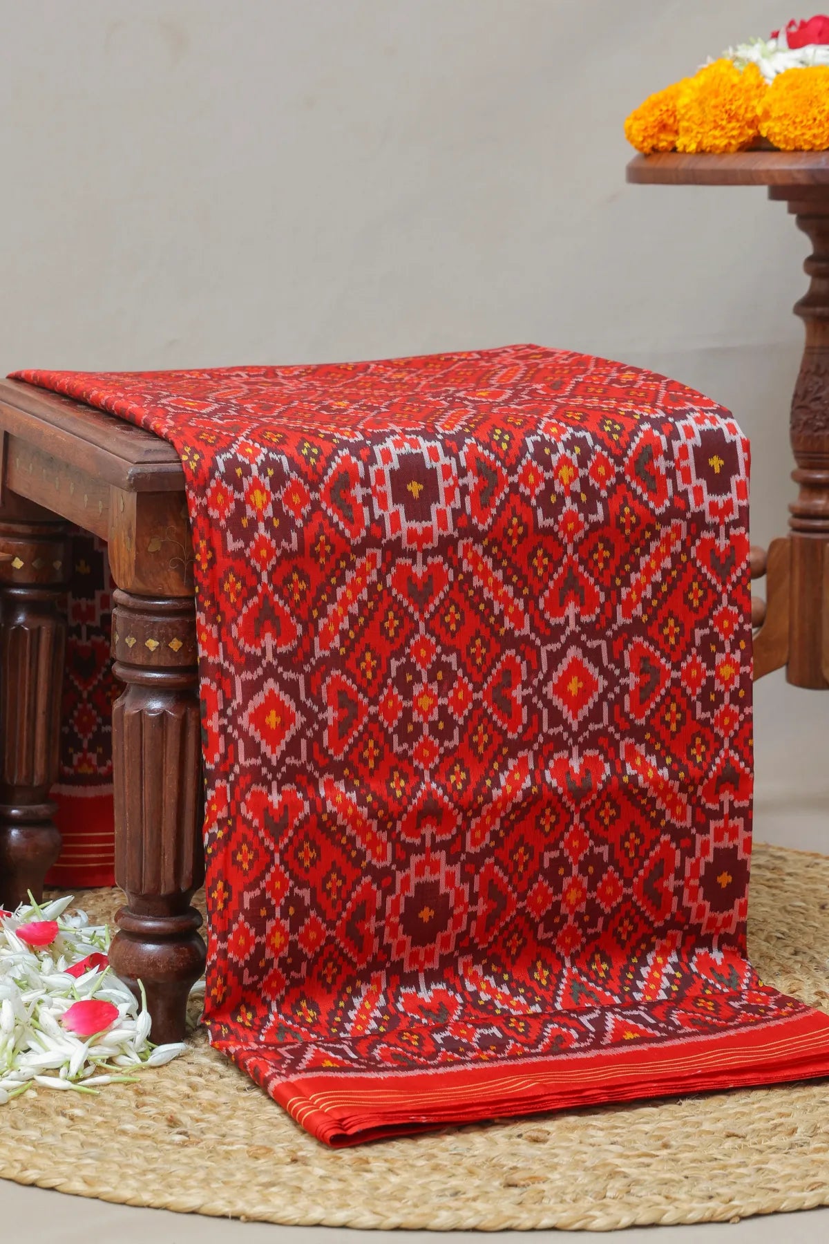 Manek chowk design without tissue traditional design single ikat patola saree