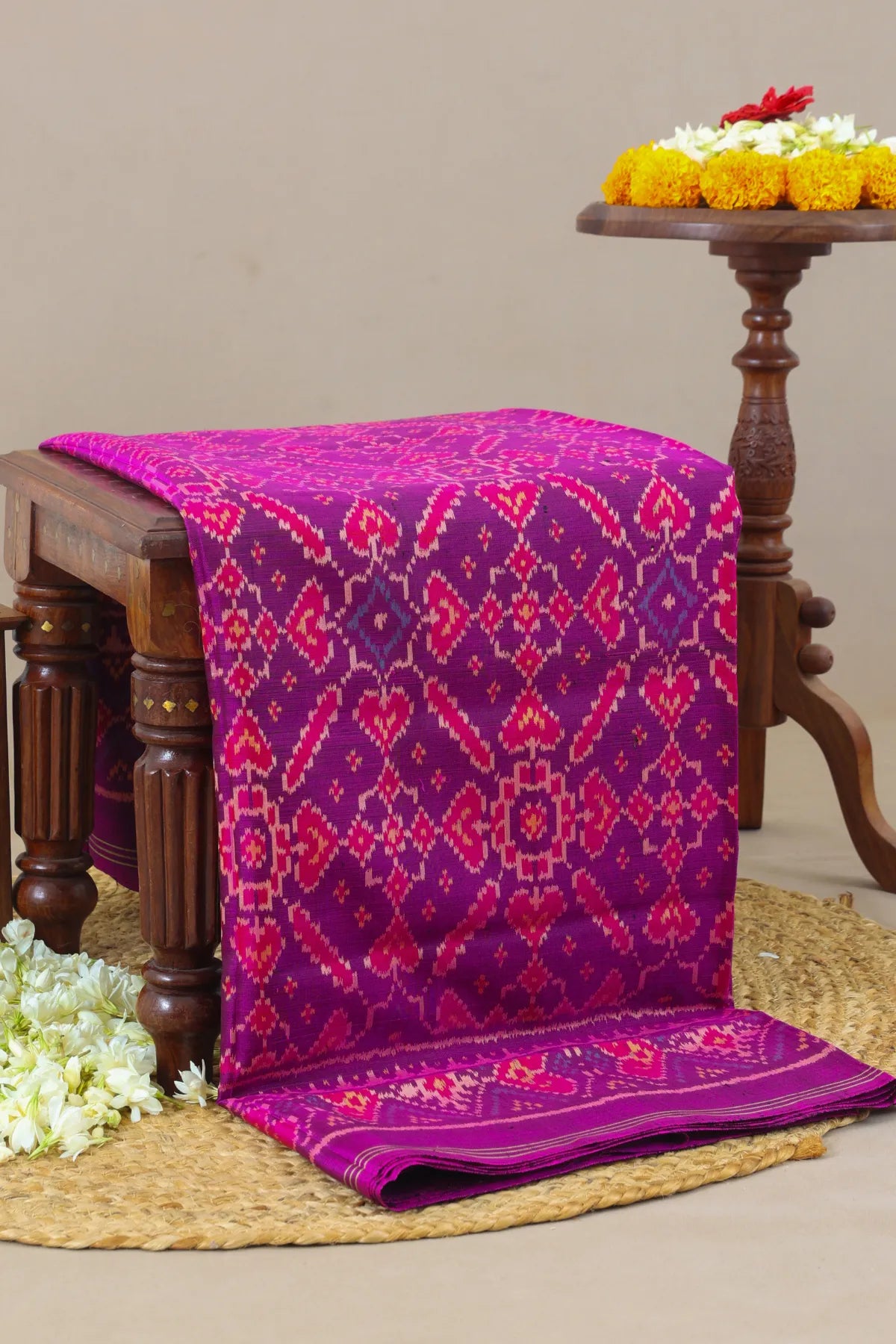 Manek chowk design with minakari work without tissue border single ikat patola saree