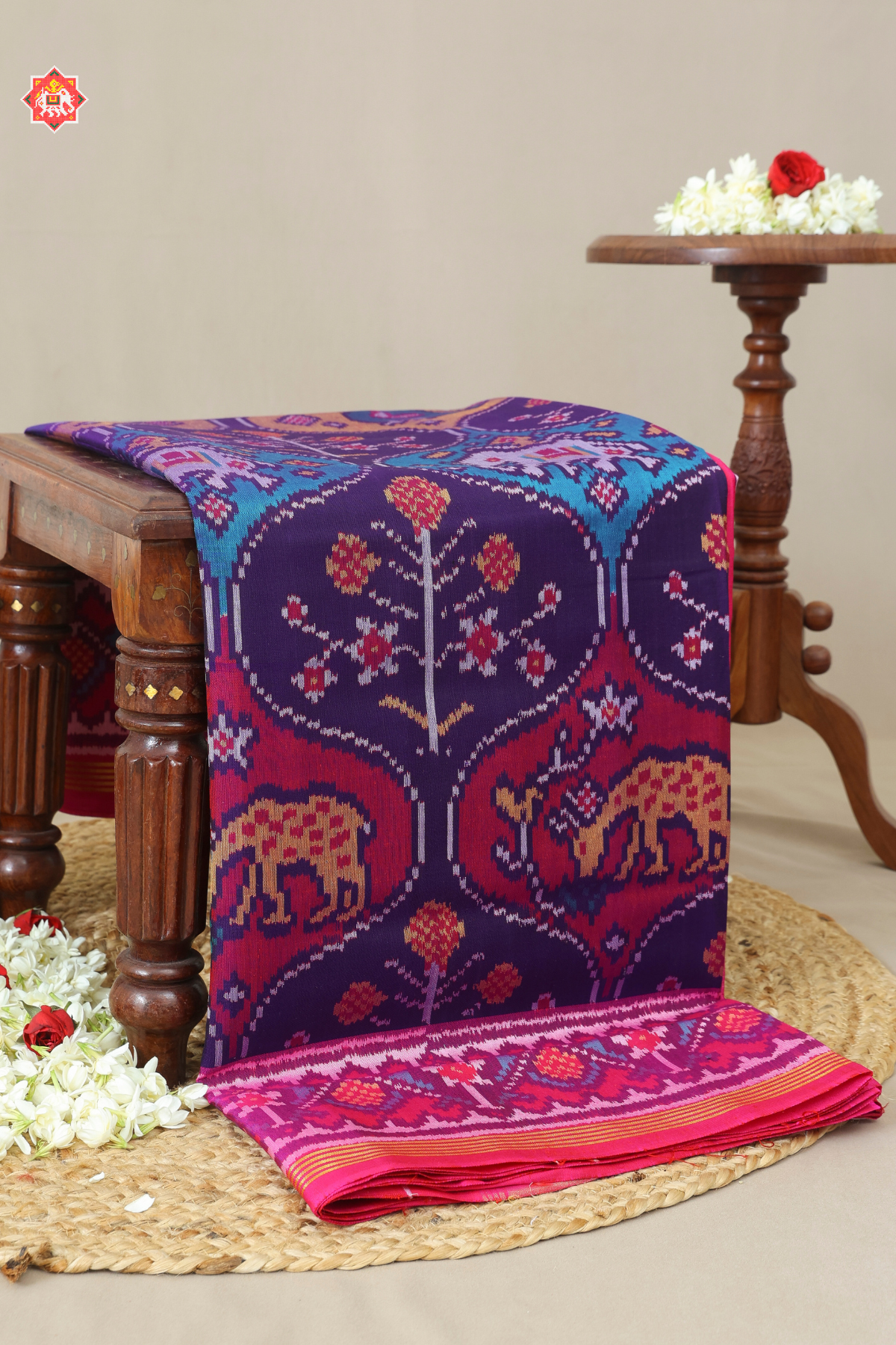 Masterpiece 3 motifs chabdi design semi double ikat patola saree