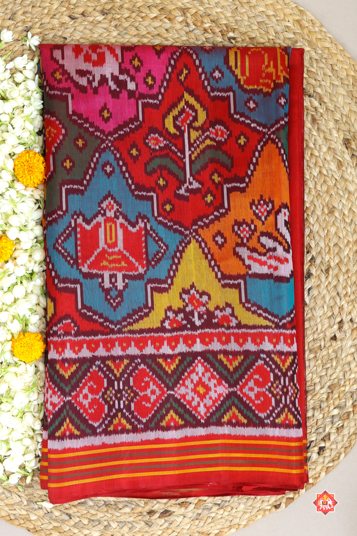 Master piece 6 motif design with traditional pallu semi double ikat patola saree