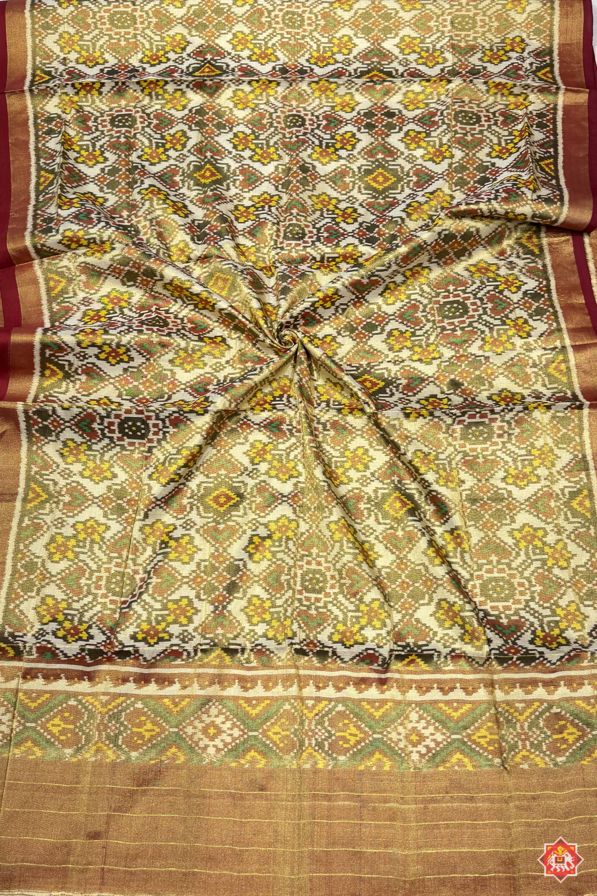 Manek chowk with paan chanda fix tissue patola dupatta