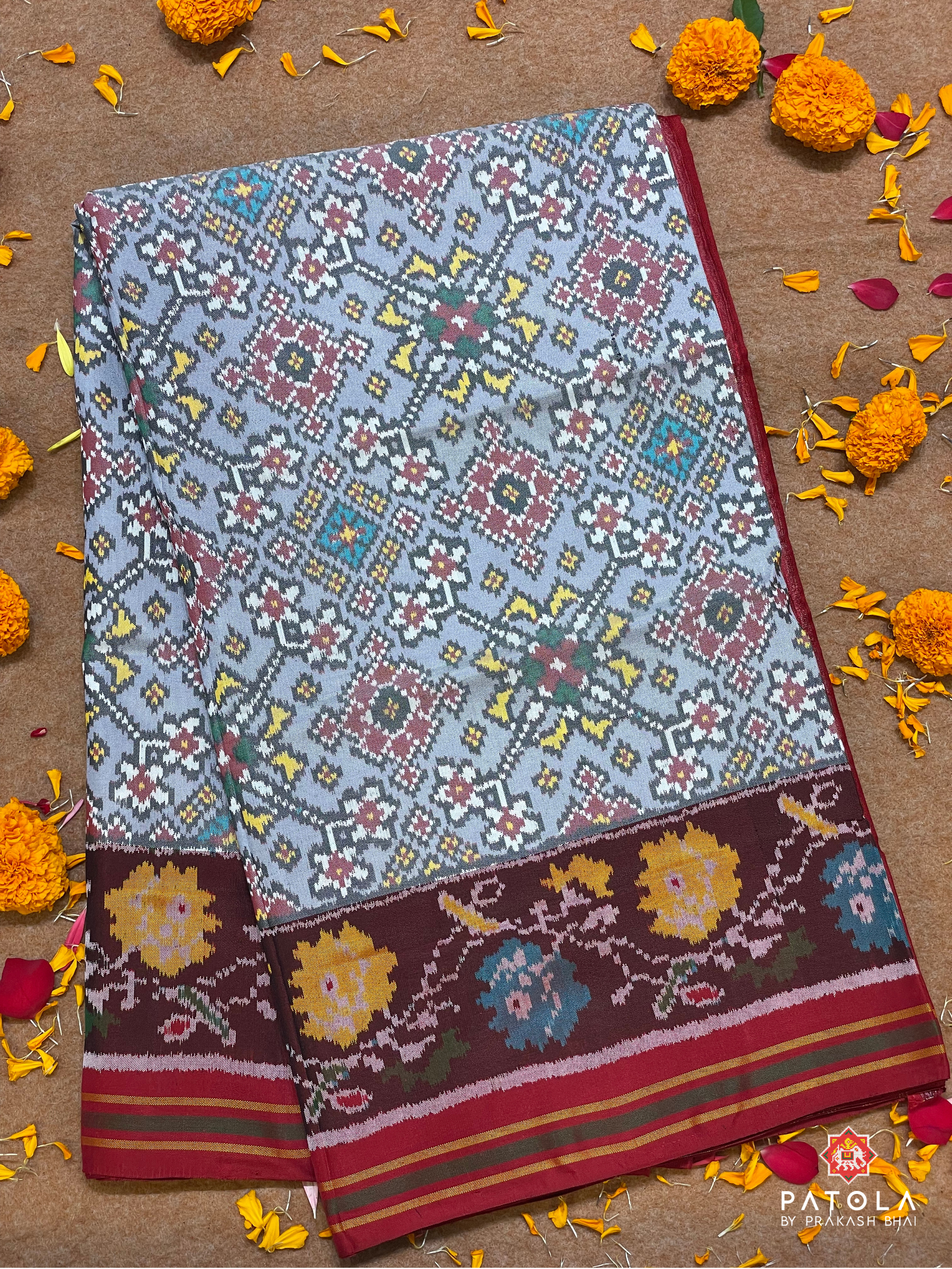 Traditional Navratna Design With Pallu Border Contrast Semi Double Ikat Saree