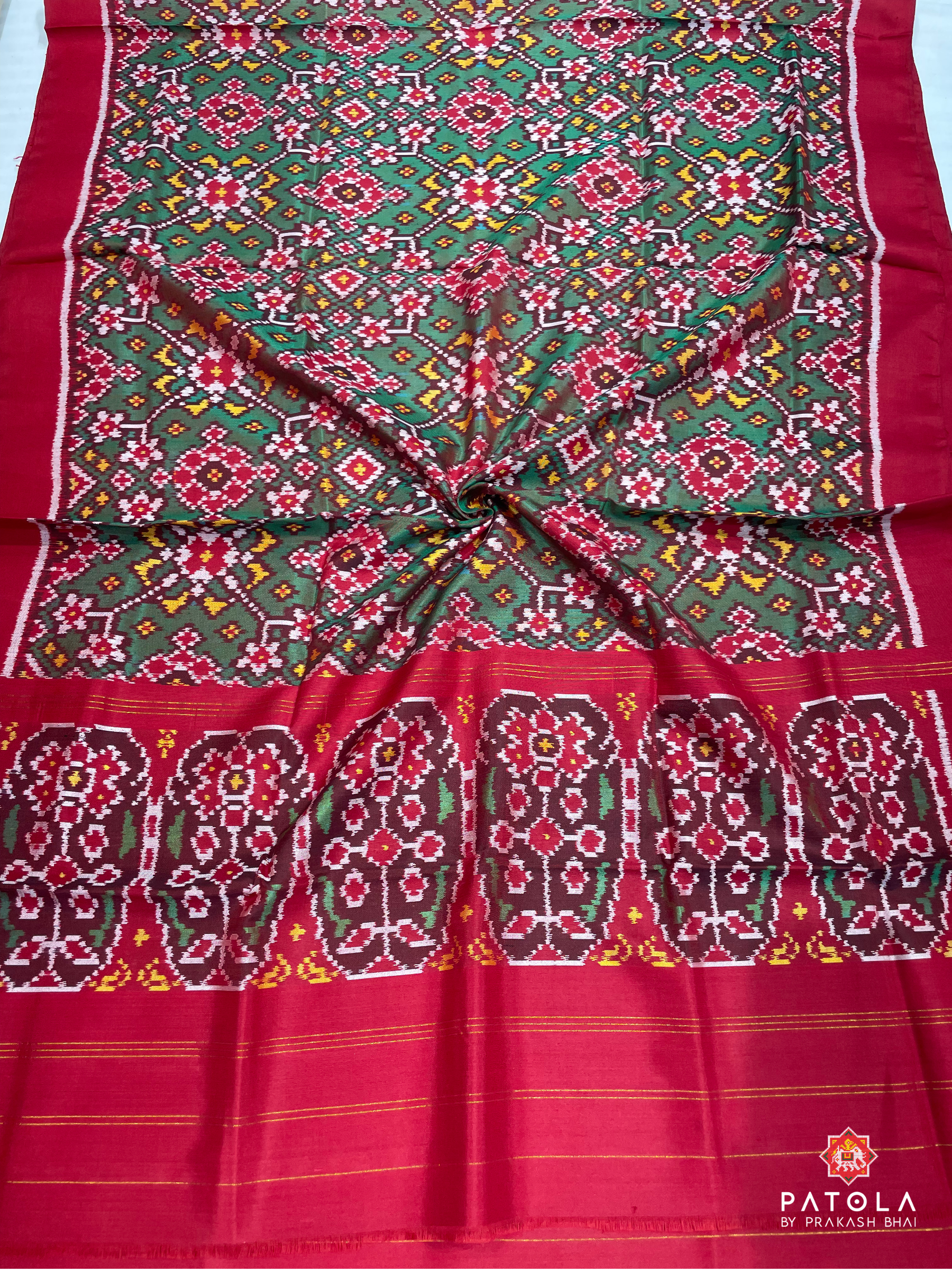 Green With Red Navratna Designer Semi Double Ikat Patola Dupatta