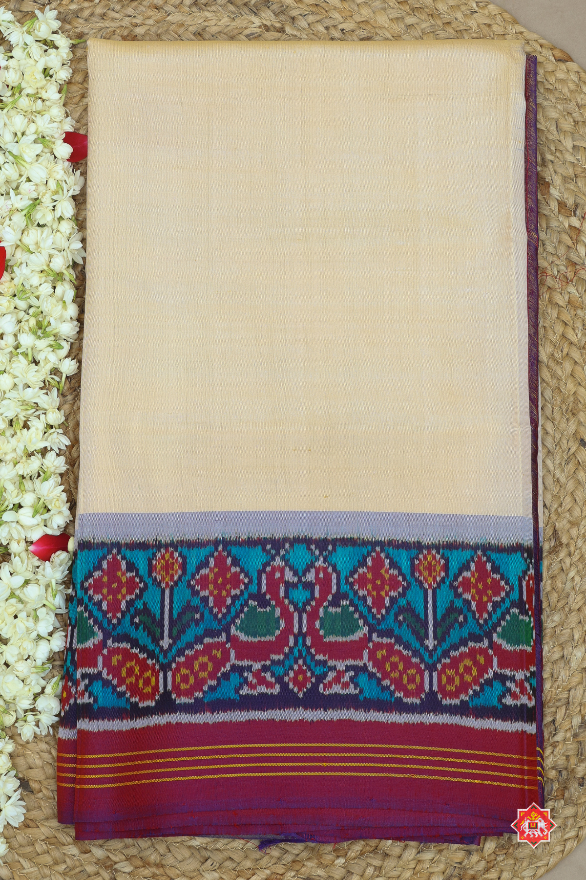 Plain patola with peacock border & blouse patola design semi double ikat patola saree
