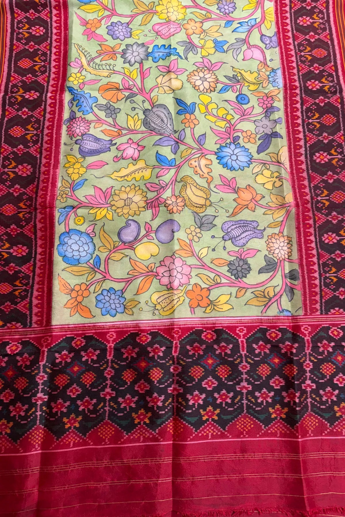 Pallu border patola design with hand pinting kalmkari work