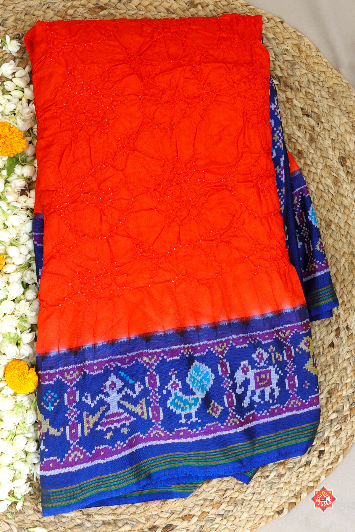 Animals border pallu with blouse design bandhej patola saree