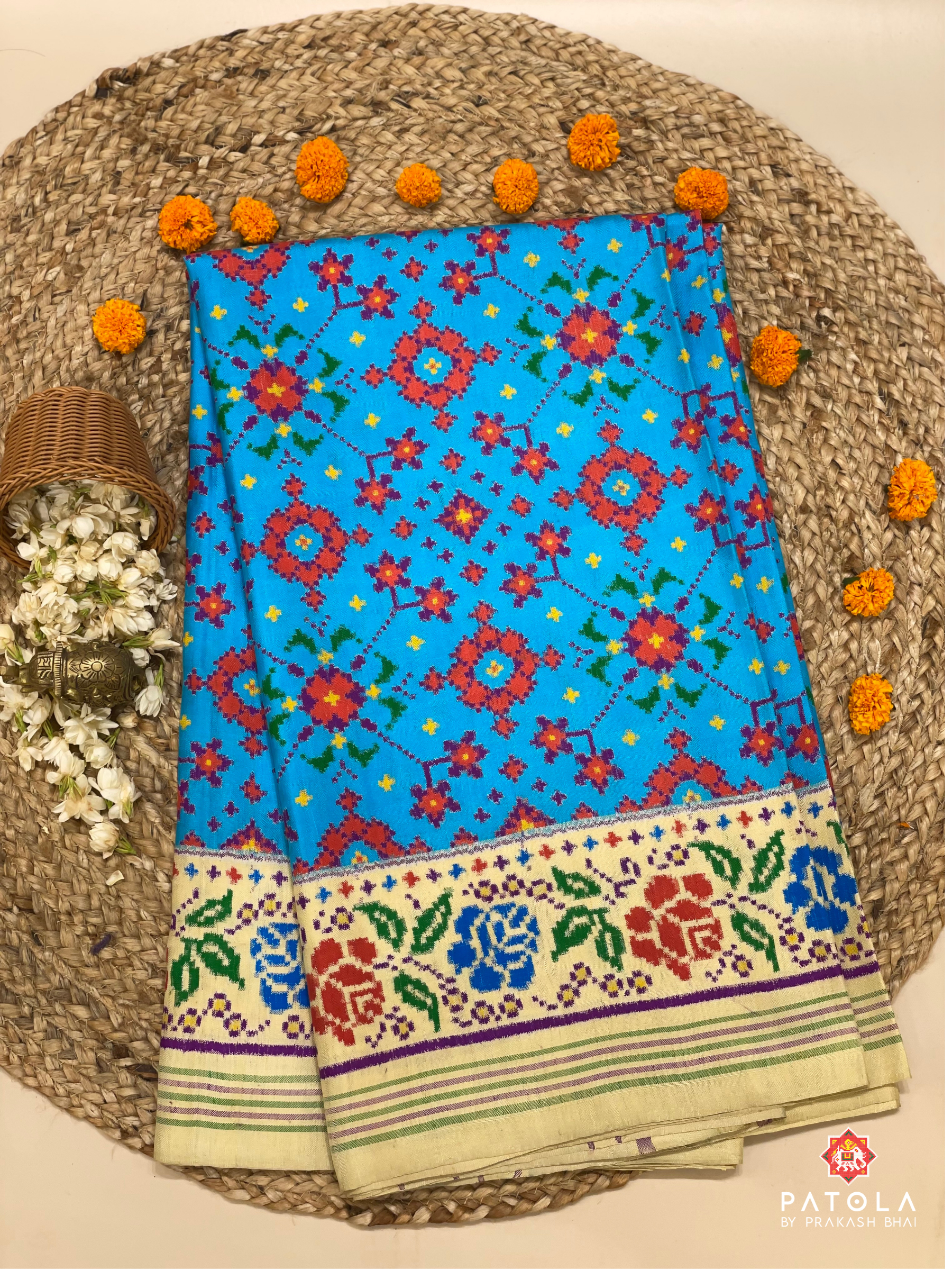 (Masterpiece) Traditional Navratna Flower Border Designer Pure Double Ikat Patola Saree