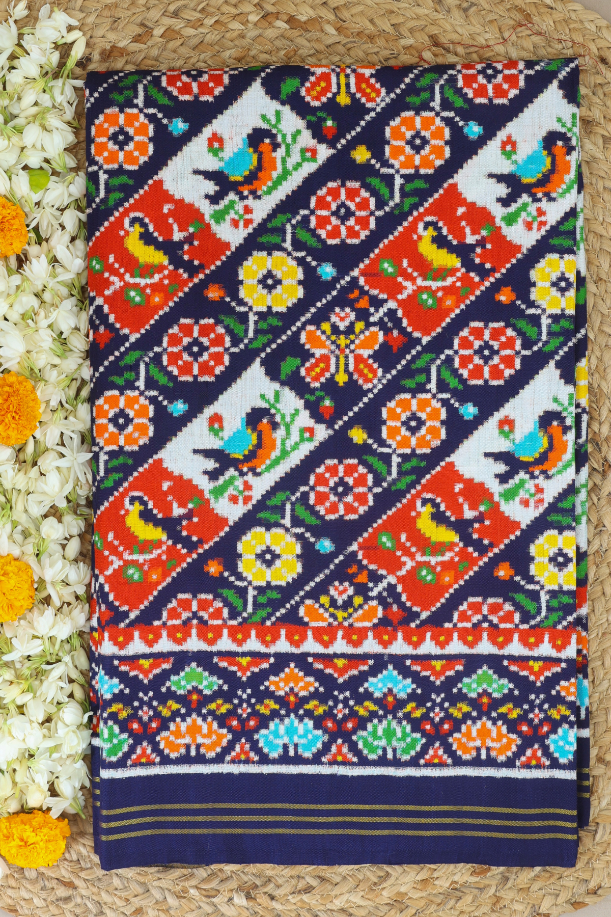 Patan patola traditional master piece crosse lehriya with motif design pure double ikat saree