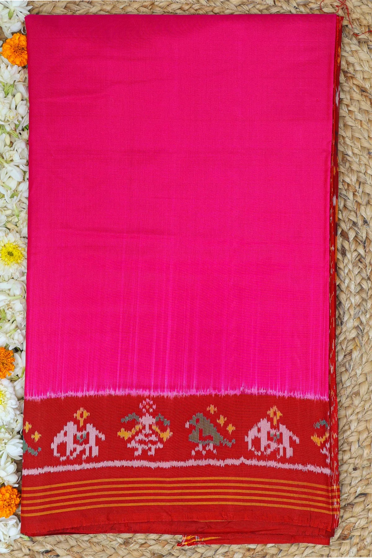 Plain patola with motifs border & blouse patola design Semi double ikat patola saree