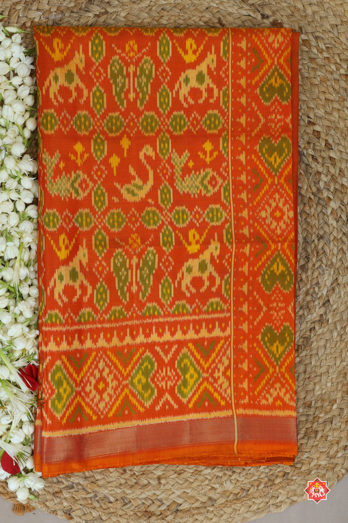 4 motif design with small tissue border single ikat patola saree